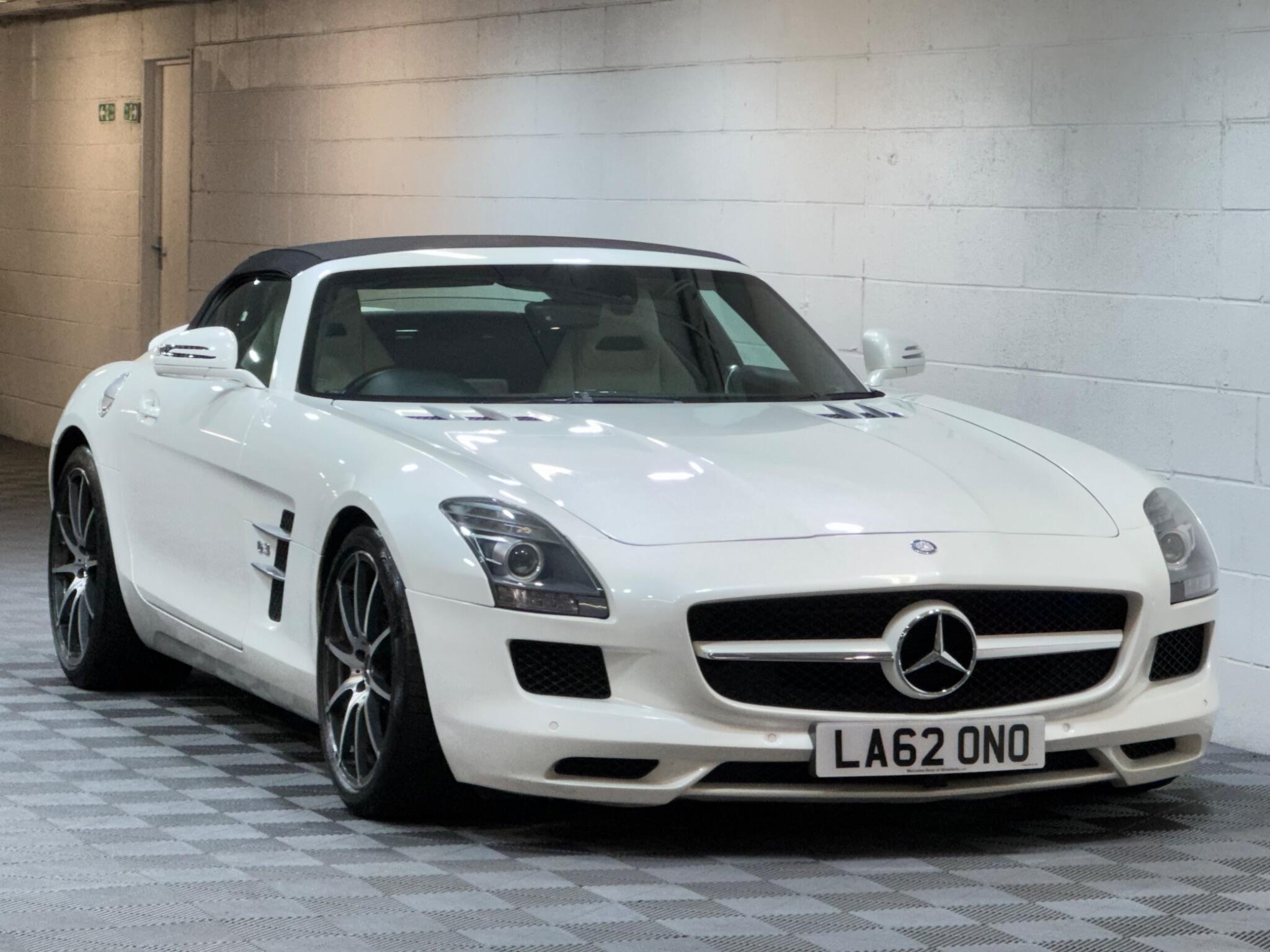 Mercedes SLS - Image 11