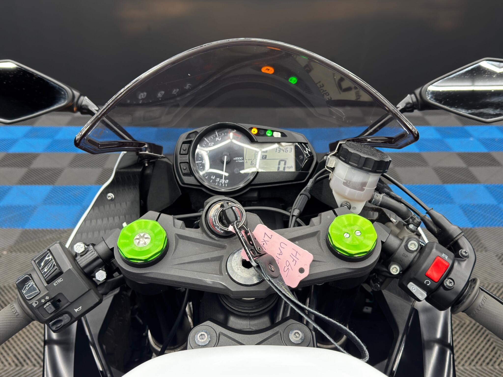 Kawasaki NINJA ZX-6R - Image 10