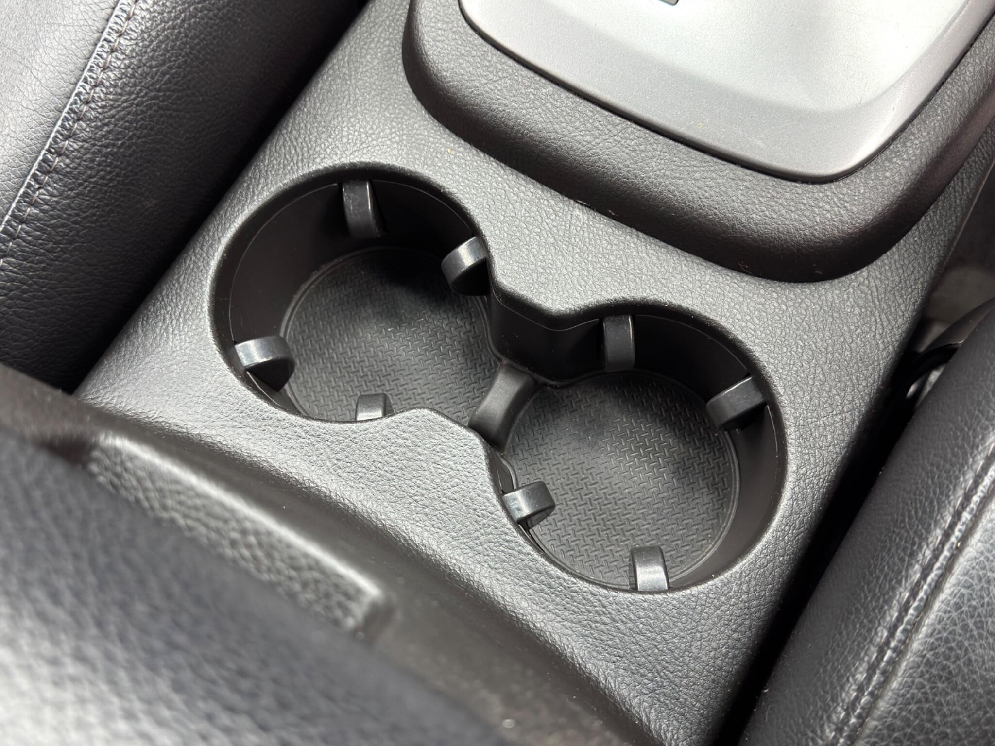 Hyundai Santa Fe - Image 24