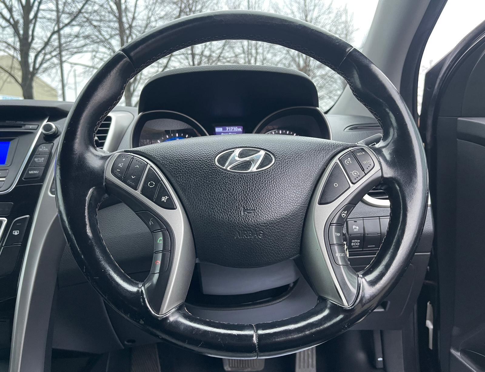 Hyundai i30 - Image 41