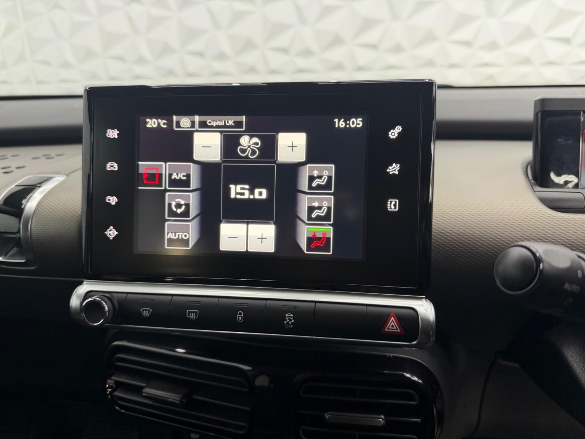 Citroen C4 Cactus - Image 21