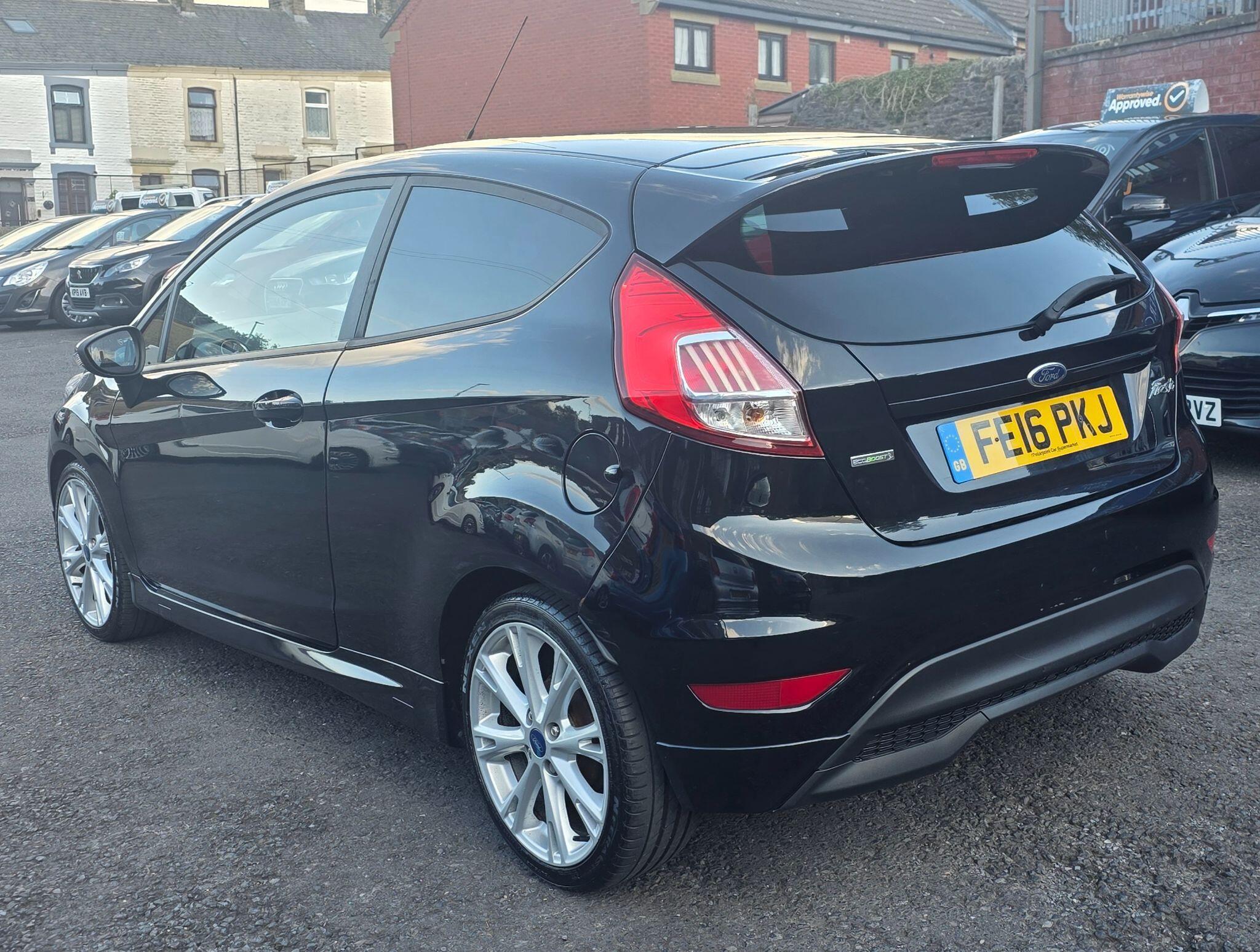 Ford Fiesta - Image 5