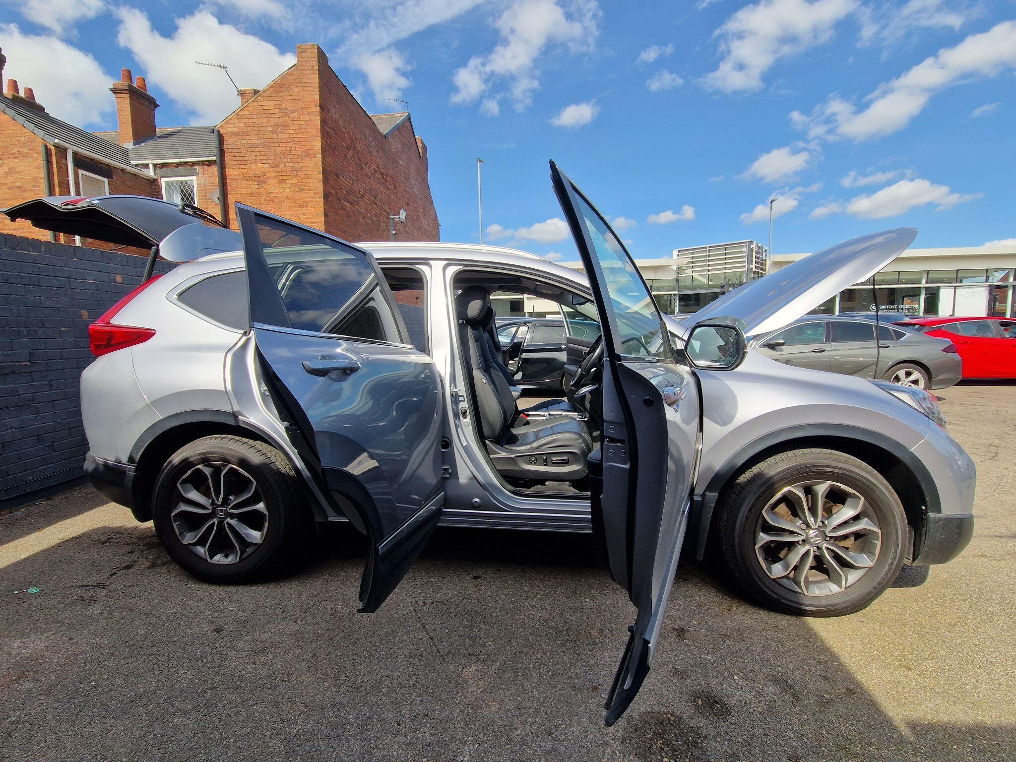 Honda CR-V - Image 22