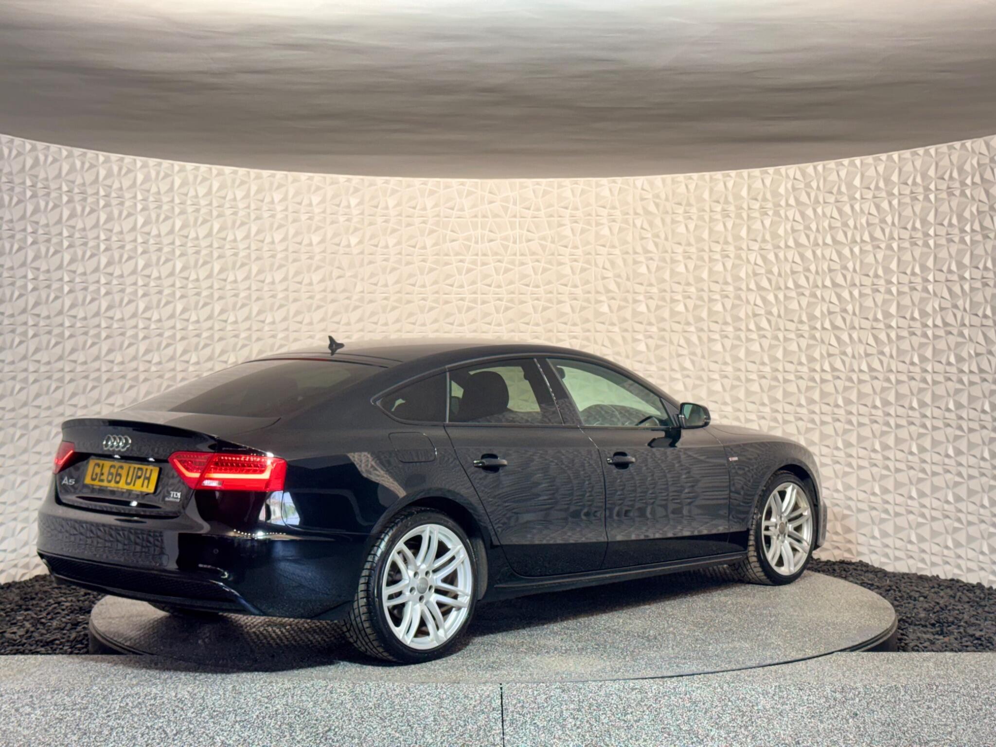 Audi A5 - Image 10