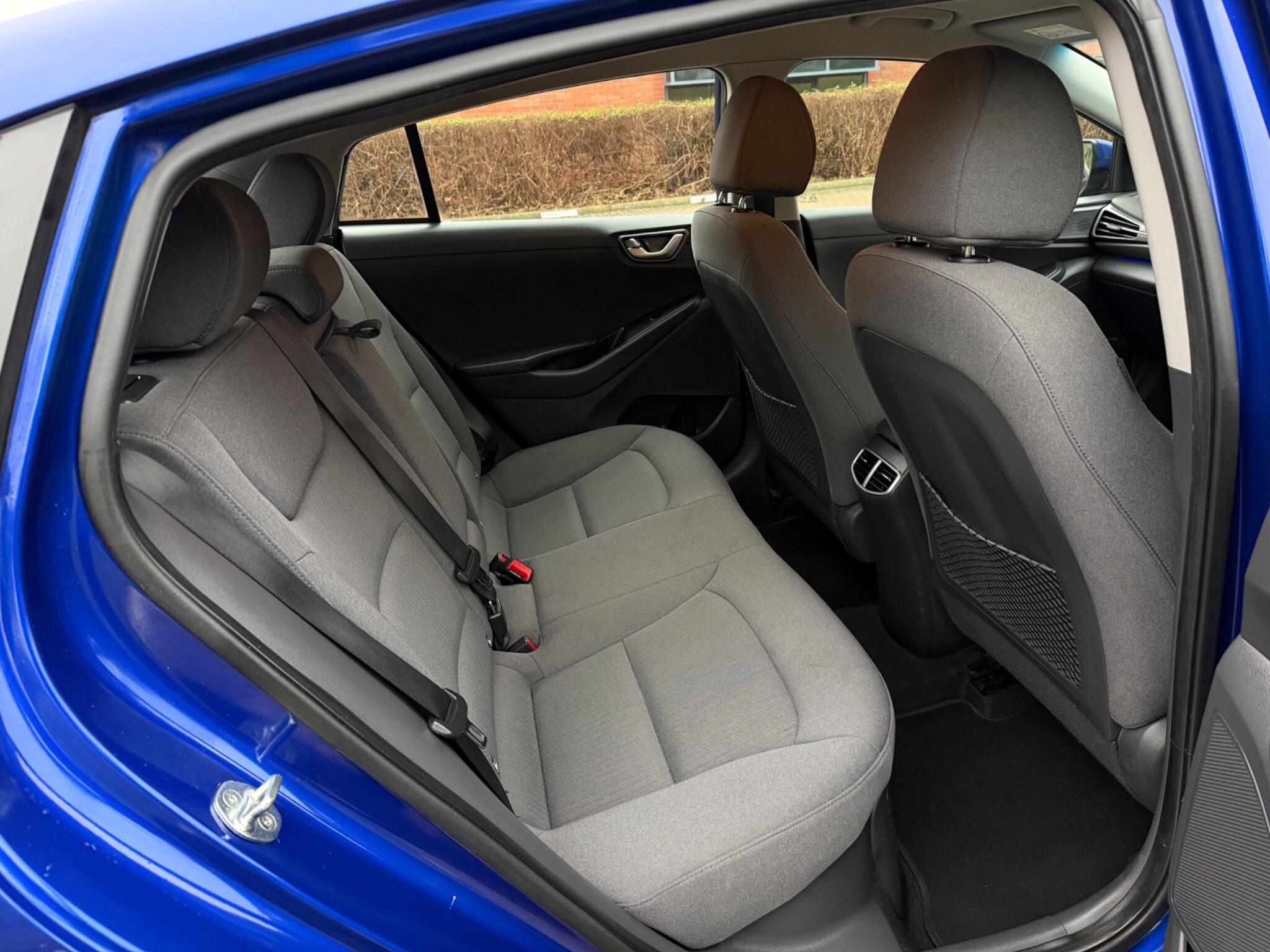 Hyundai Ioniq - Image 54