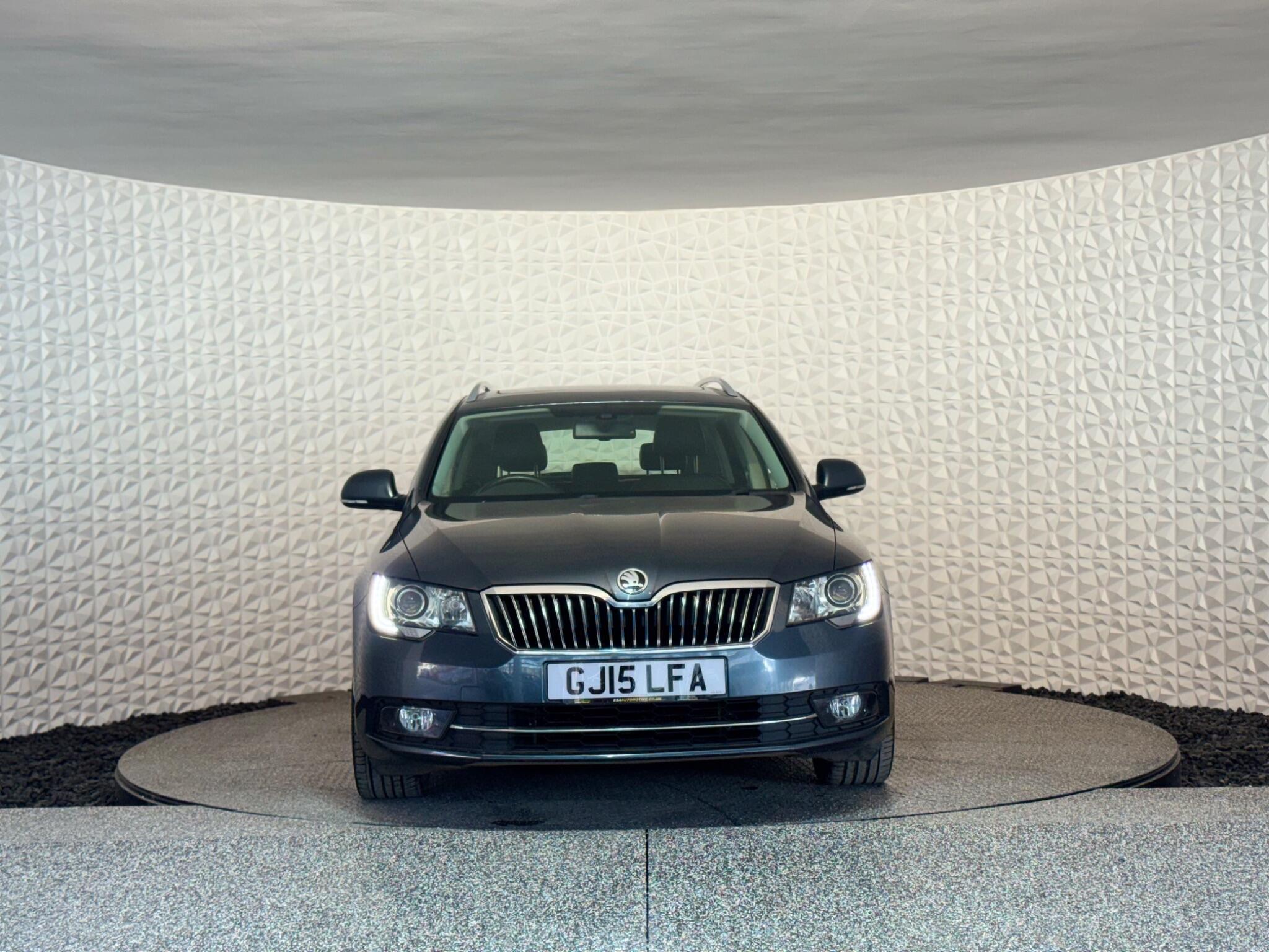 Skoda Superb - Image 5