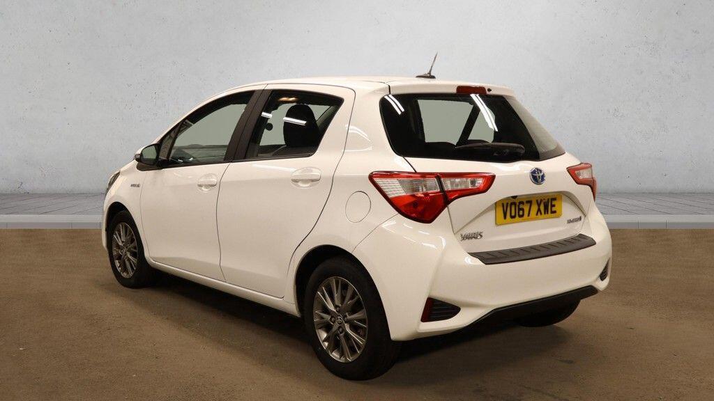 Toyota Yaris - Image 6