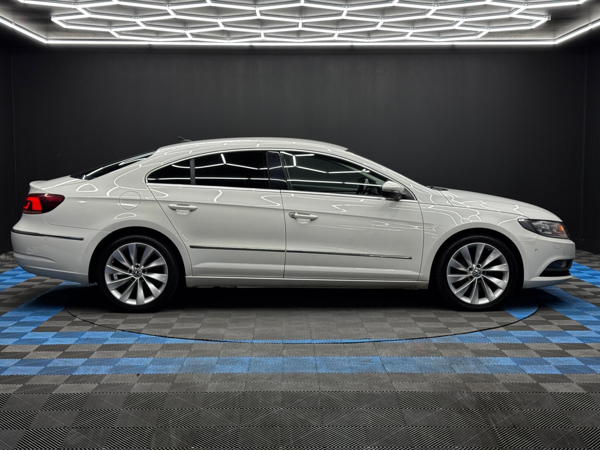 Volkswagen CC - Image 4