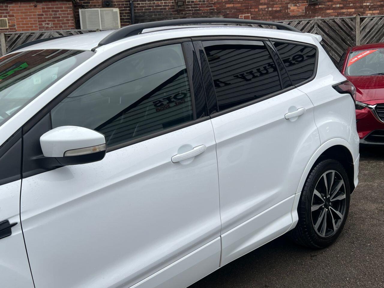 Ford Kuga - Image 13