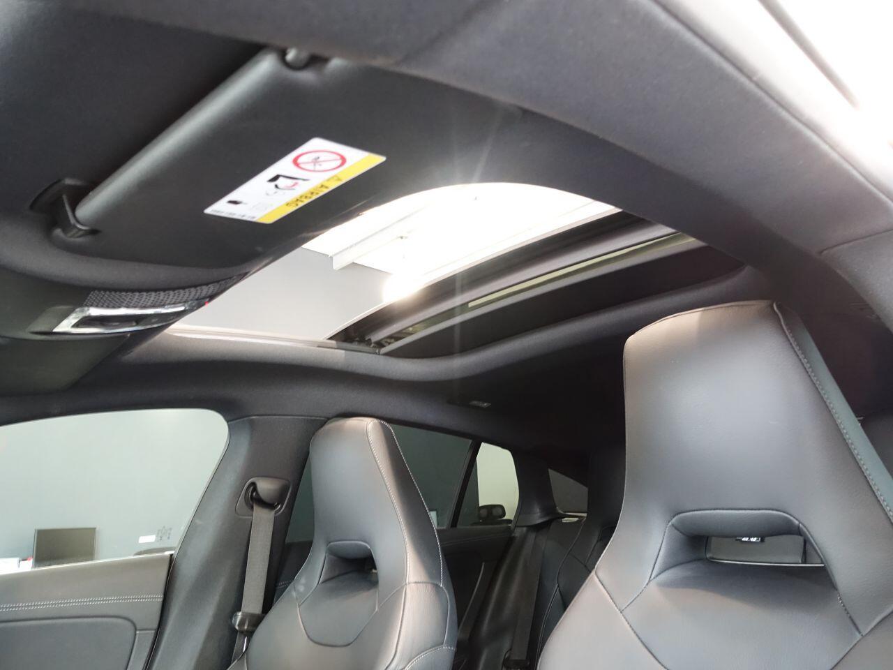 Mercedes CLA - Image 2