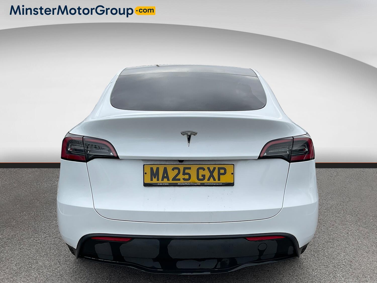 Tesla Model Y - Image 3