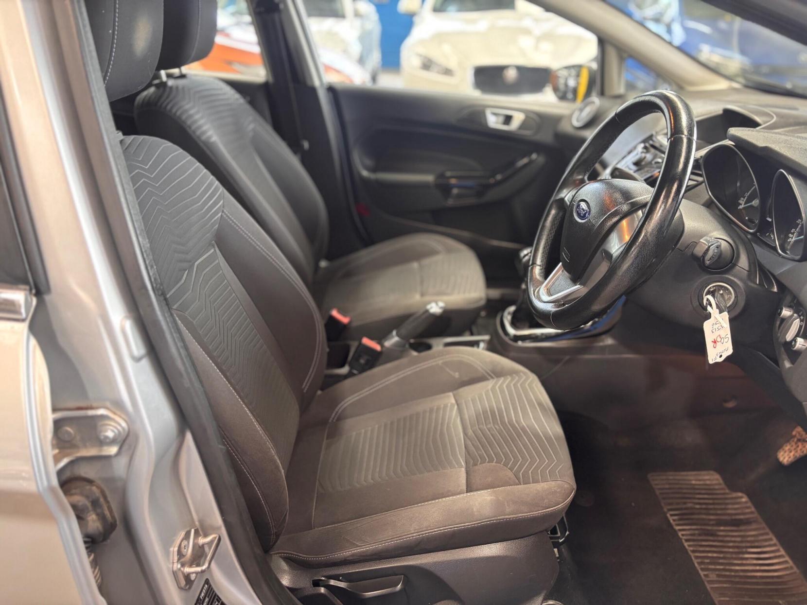 Ford Fiesta - Image 20