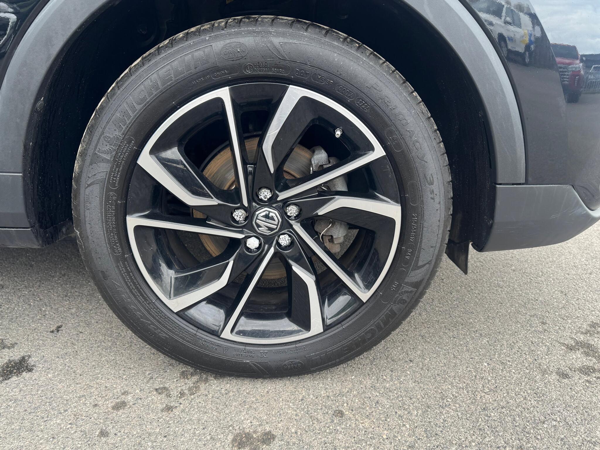 MG MG ZS - Image 19