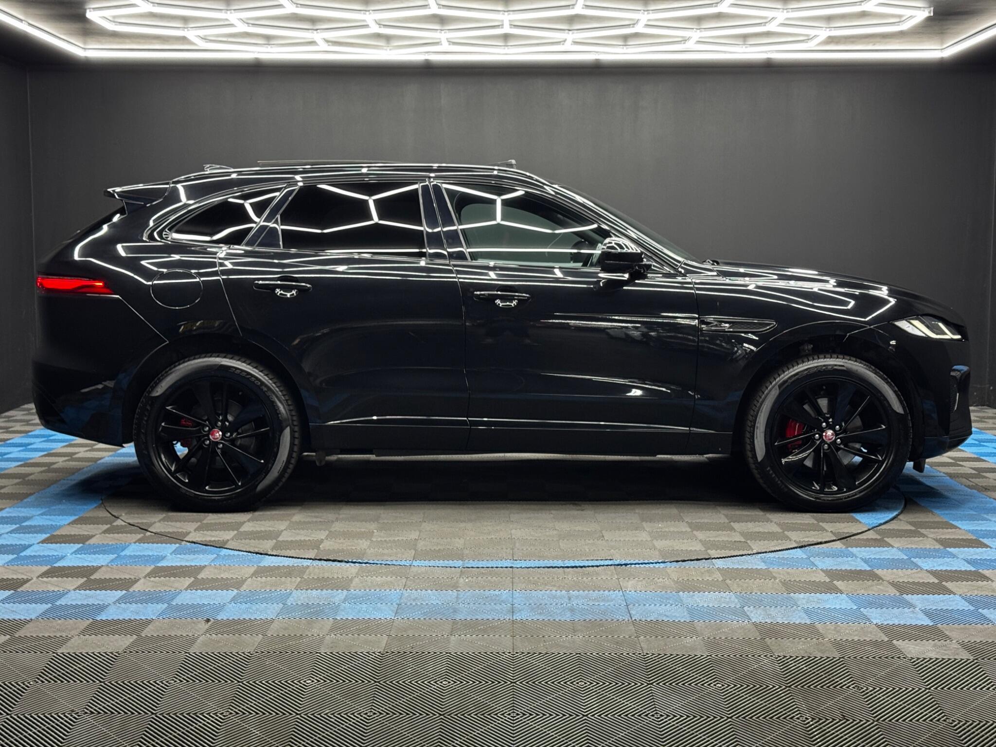 Jaguar F-Pace - Image 4