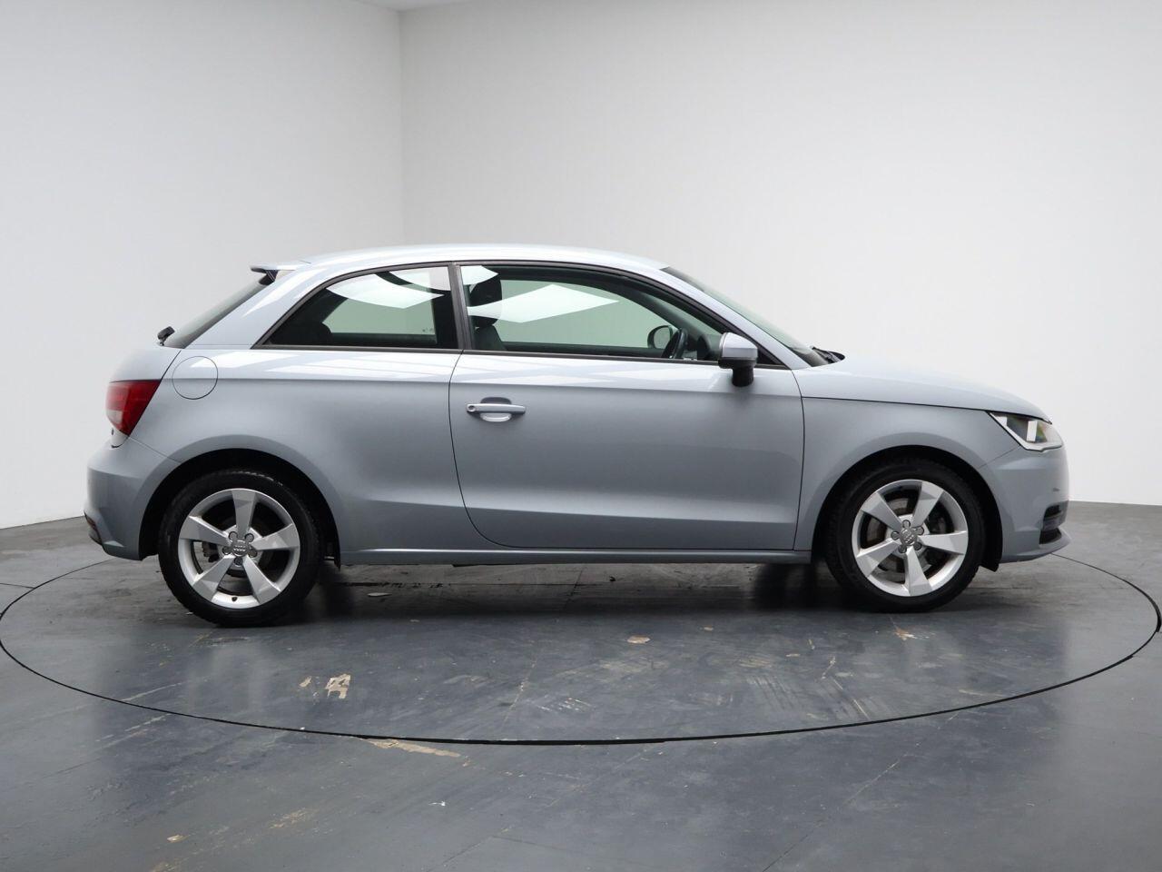 Audi A1 - Image 14