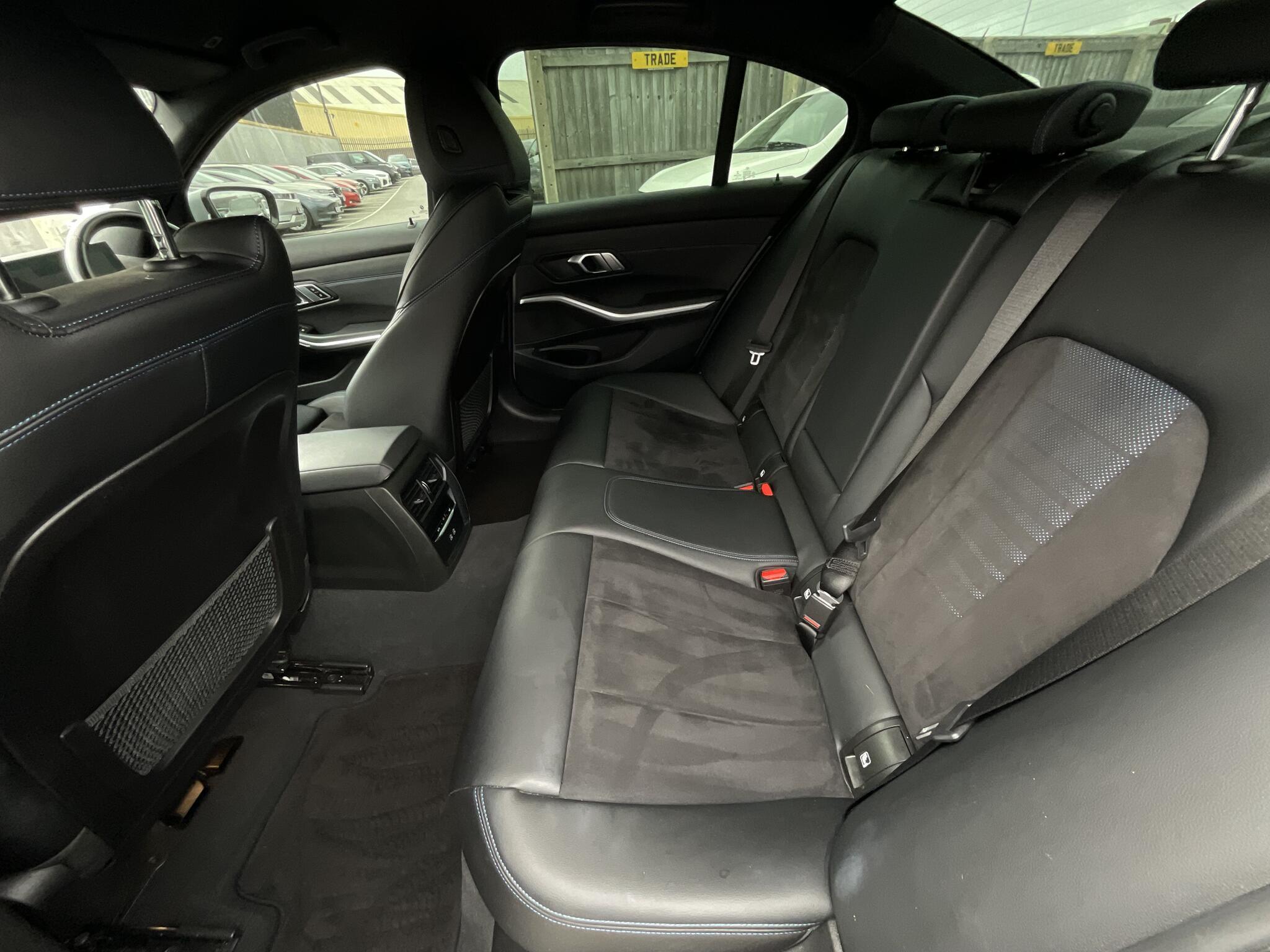 BMW 3 Series - Image 15