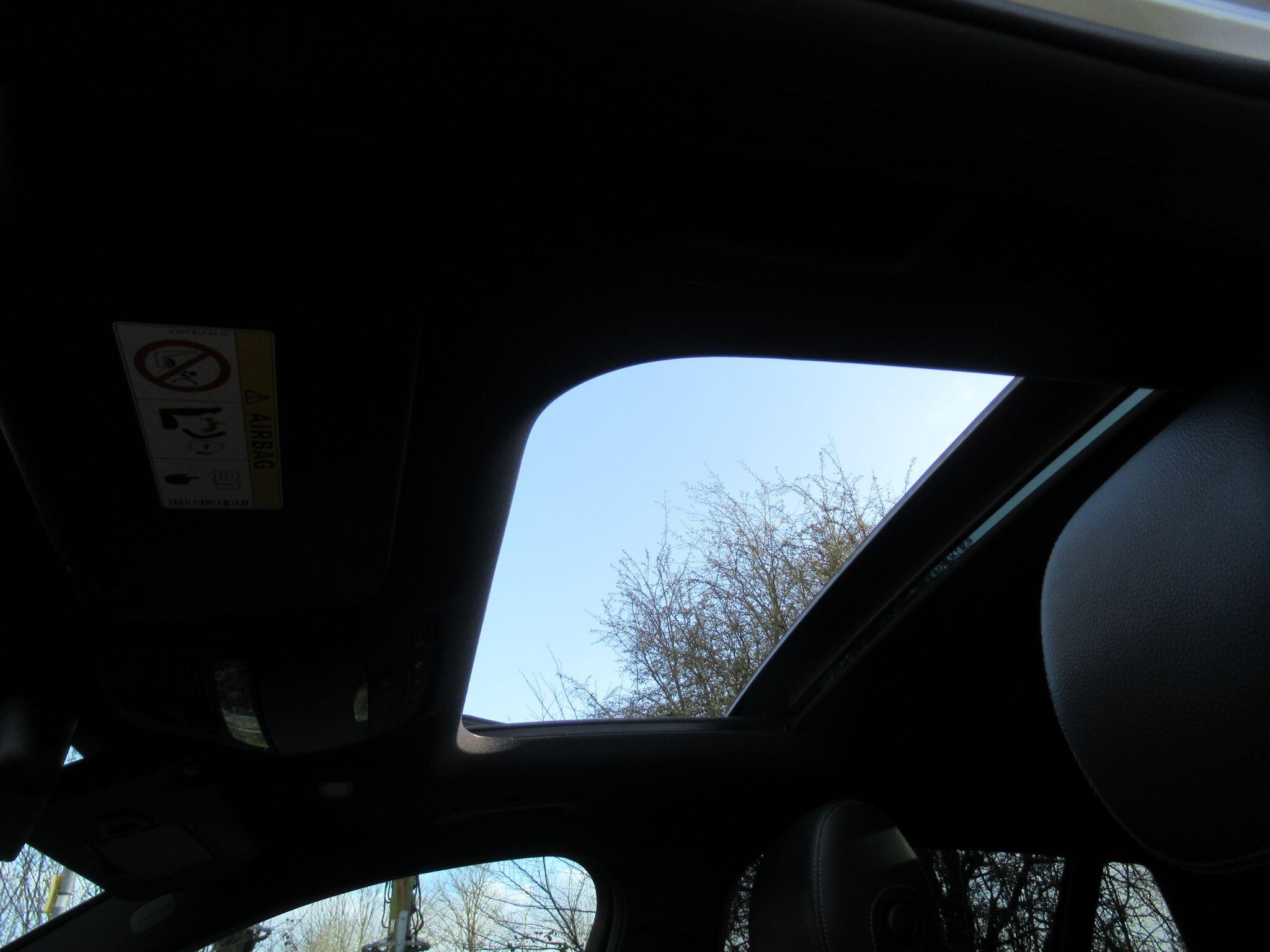 Mercedes C Class - Image 14