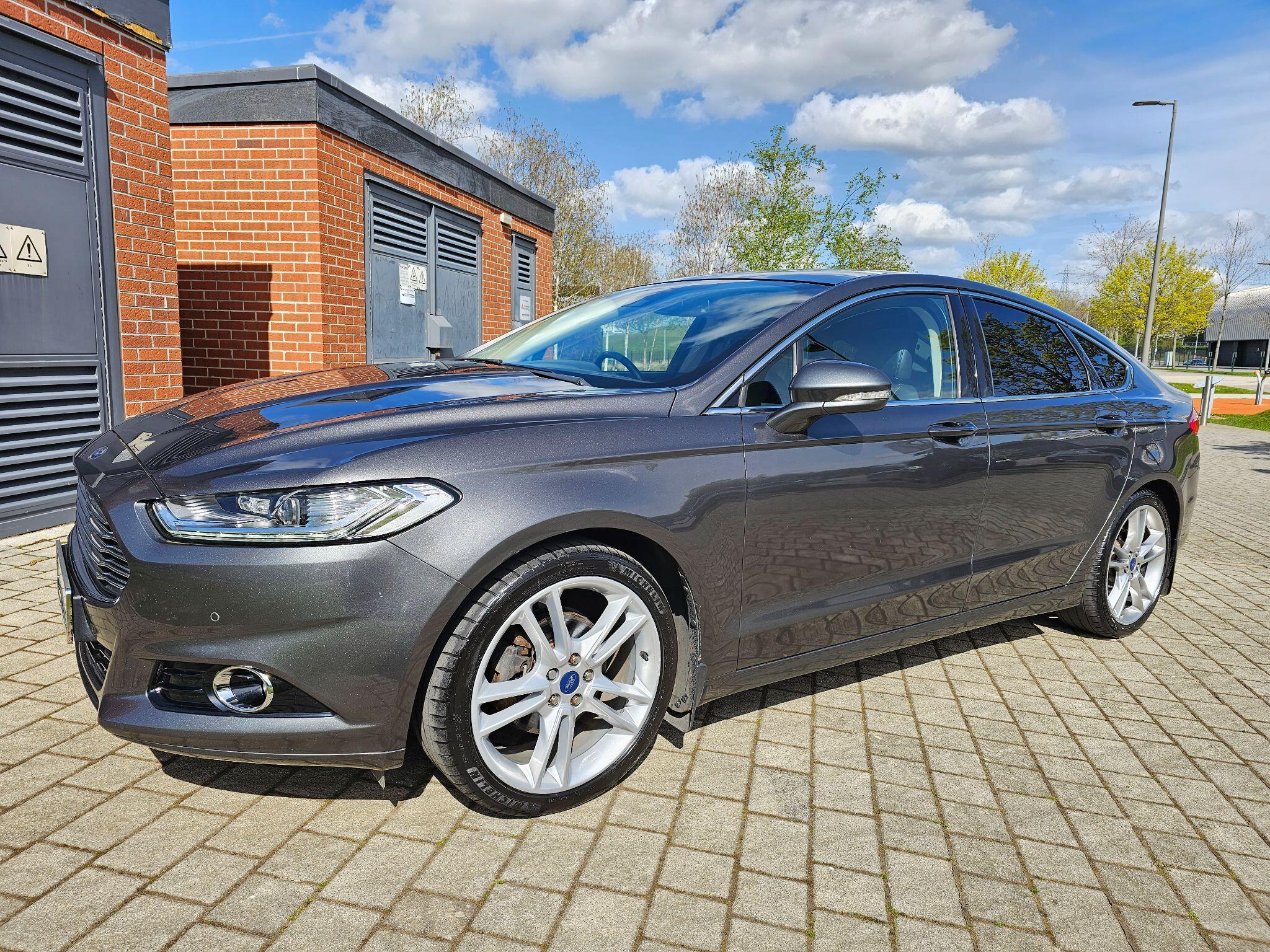 Ford Mondeo - Image 36