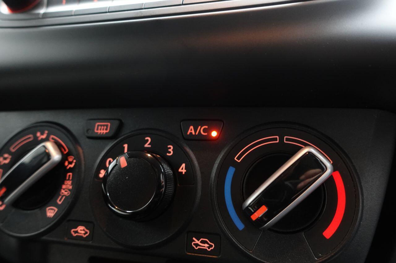 Suzuki Swift - Image 35