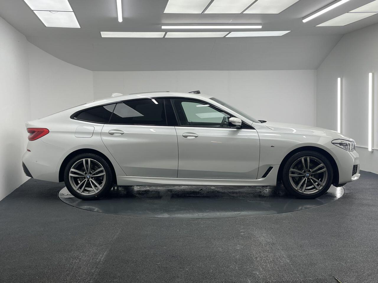 BMW 6 SERIES GRAN TURISMO - Image 28