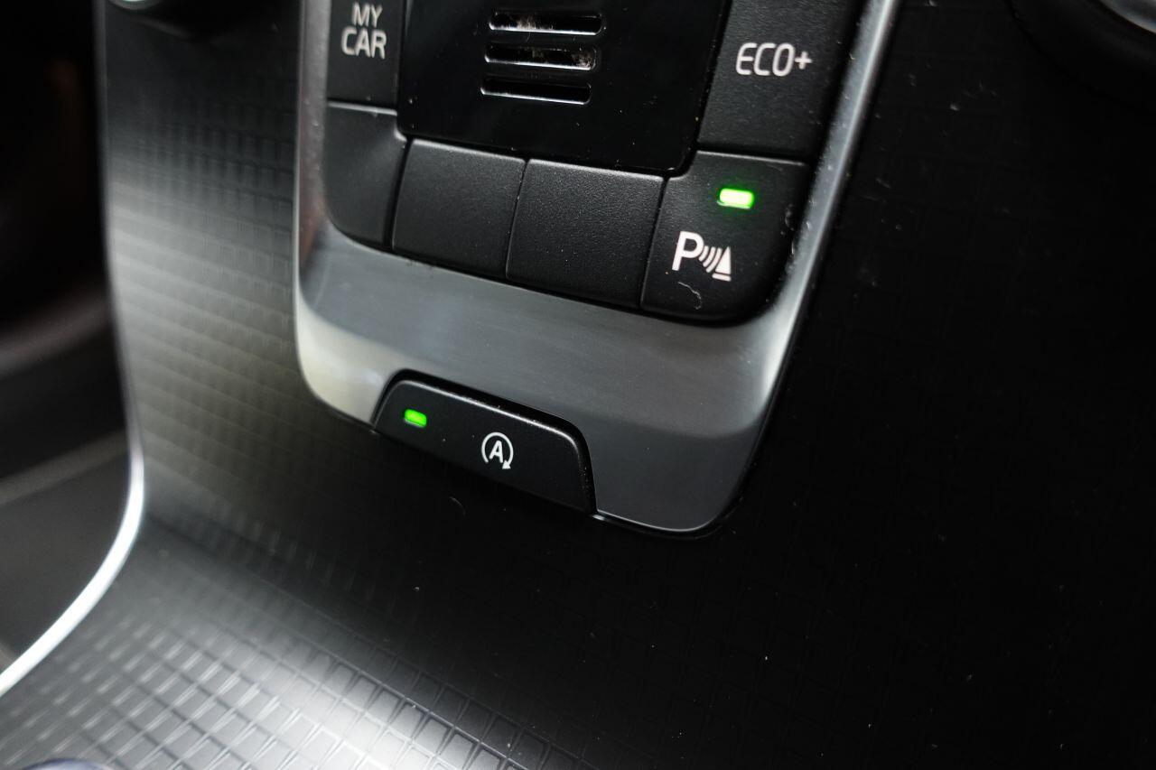 Volvo V40 - Image 39