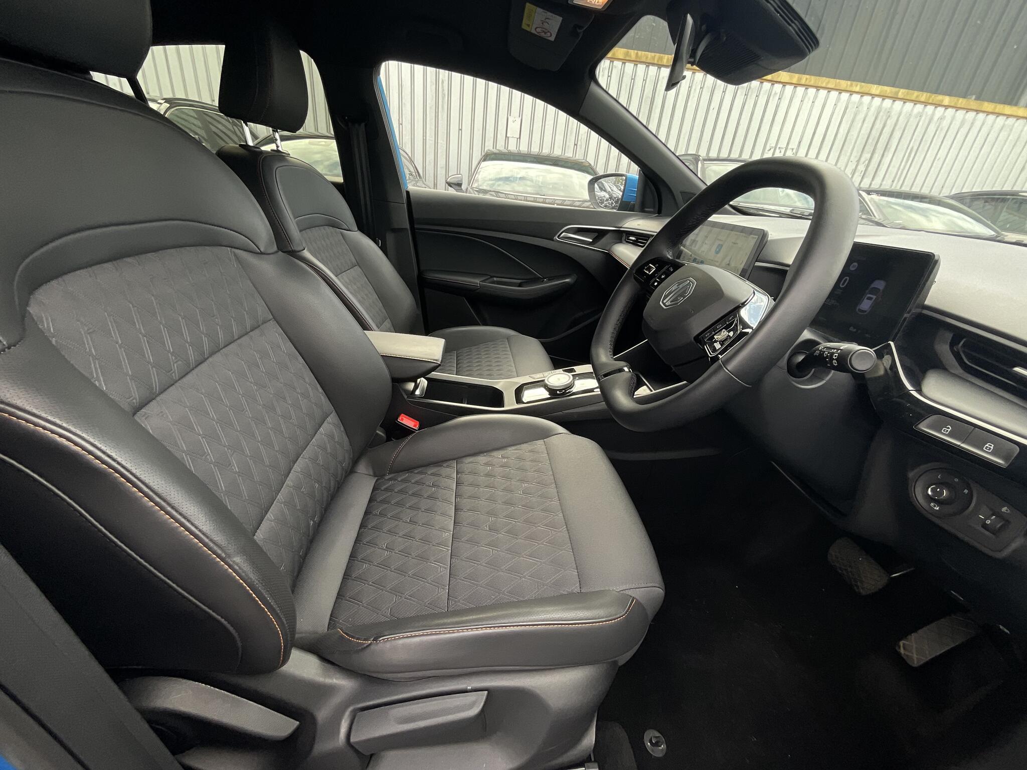 MG Mg 3 - Image 9