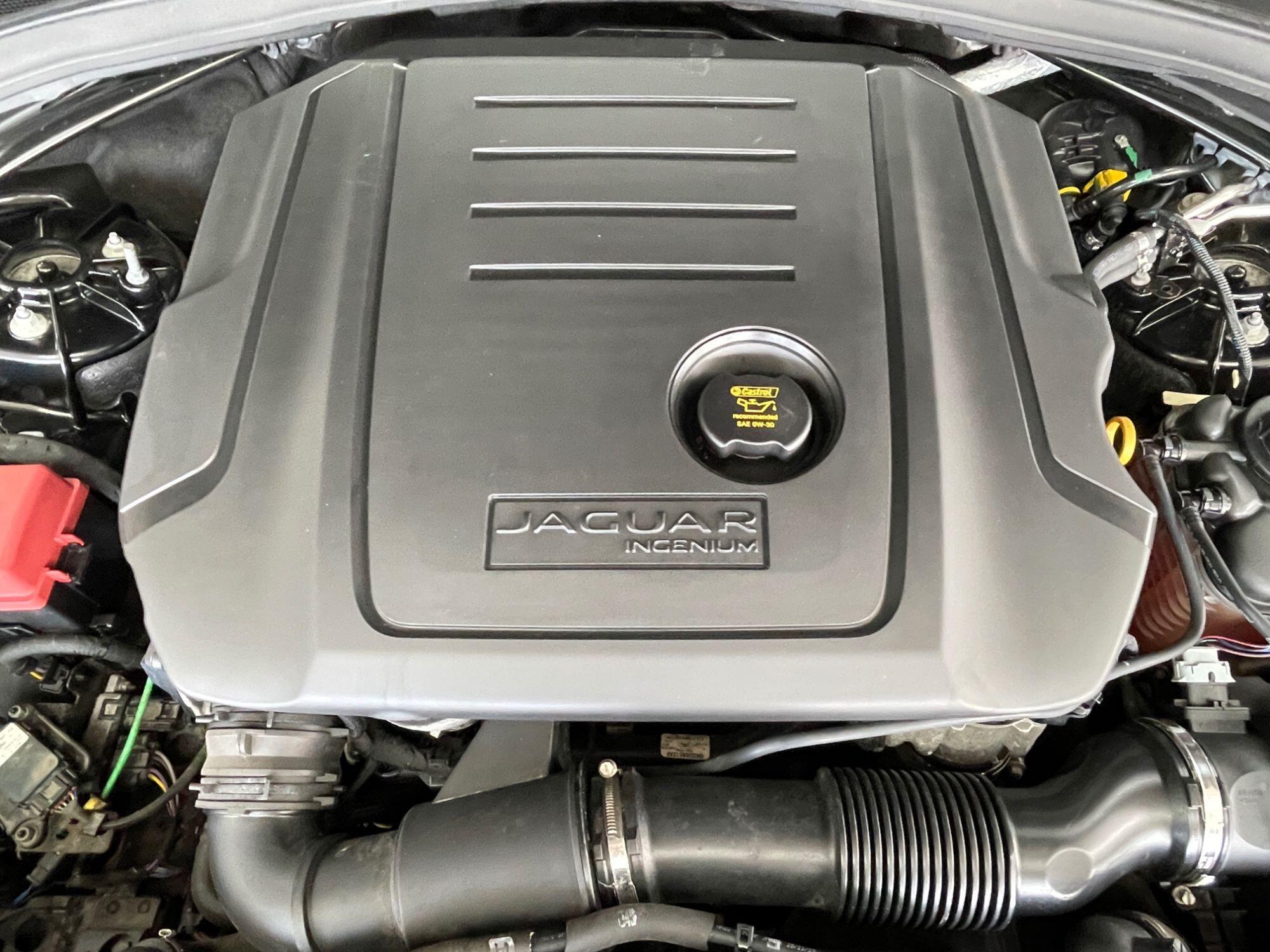 Jaguar F-Pace - Image 19