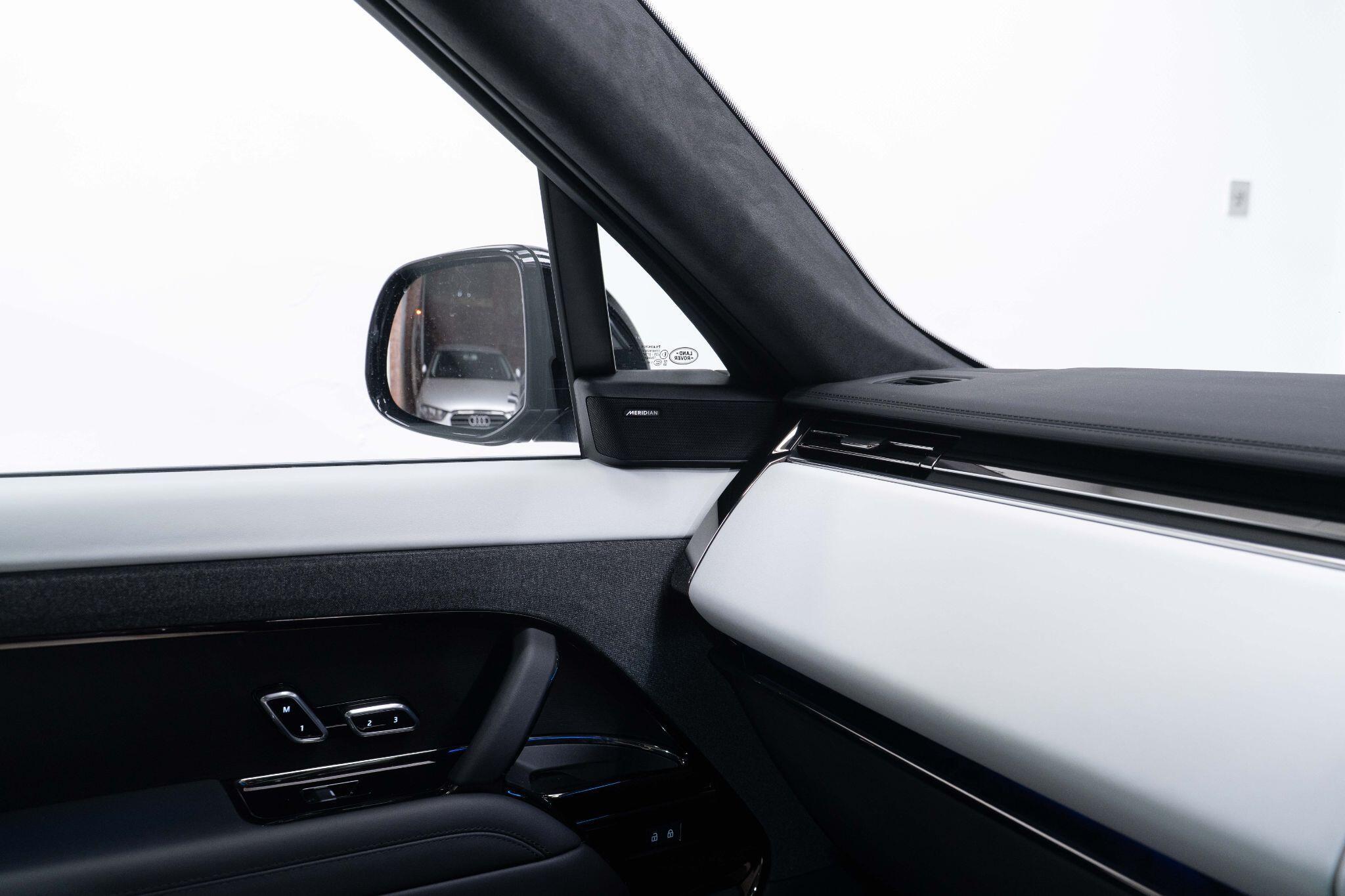 Land Rover RANGE ROVER SPORT - Image 9