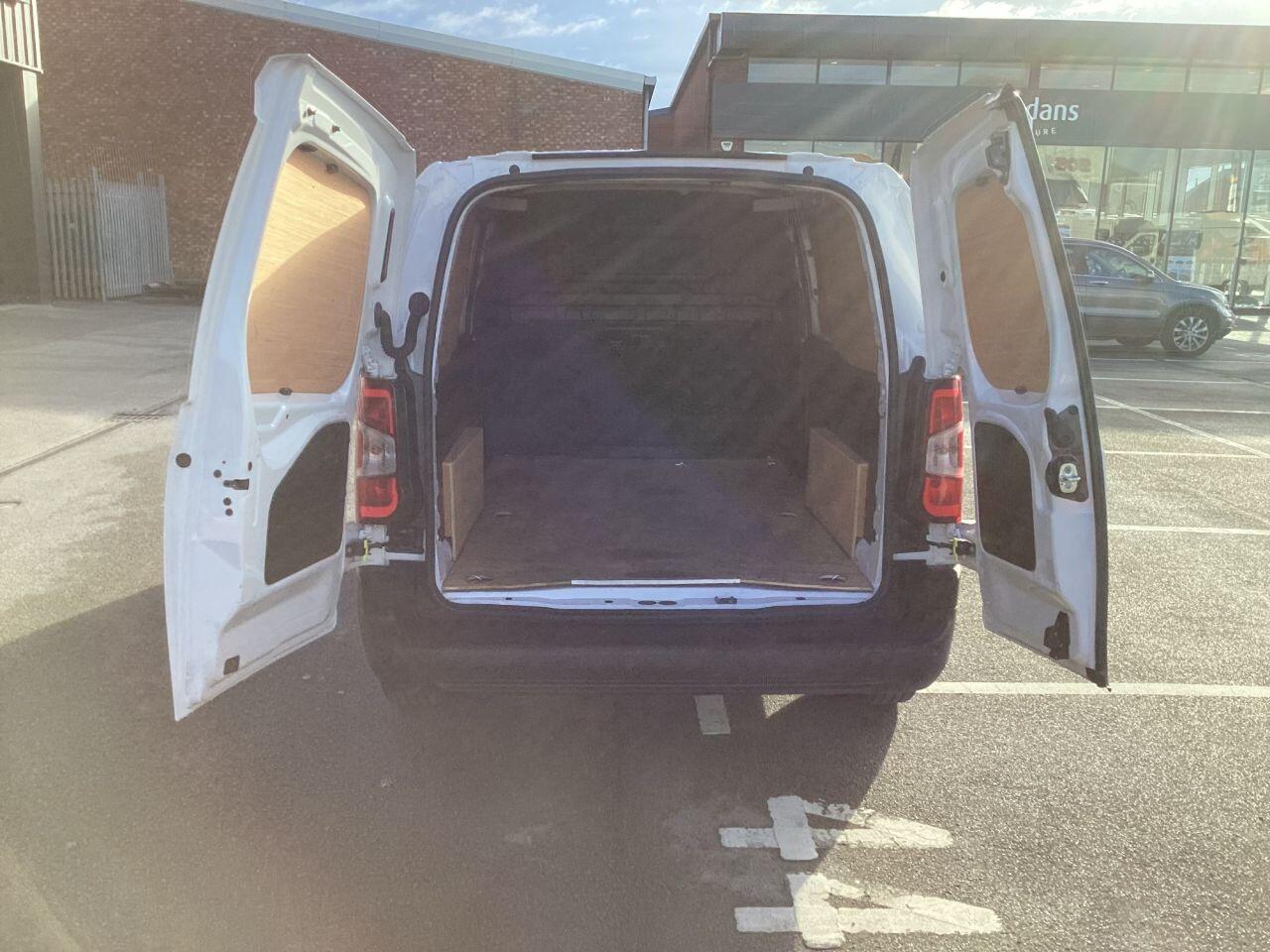 Peugeot Partner - Image 14