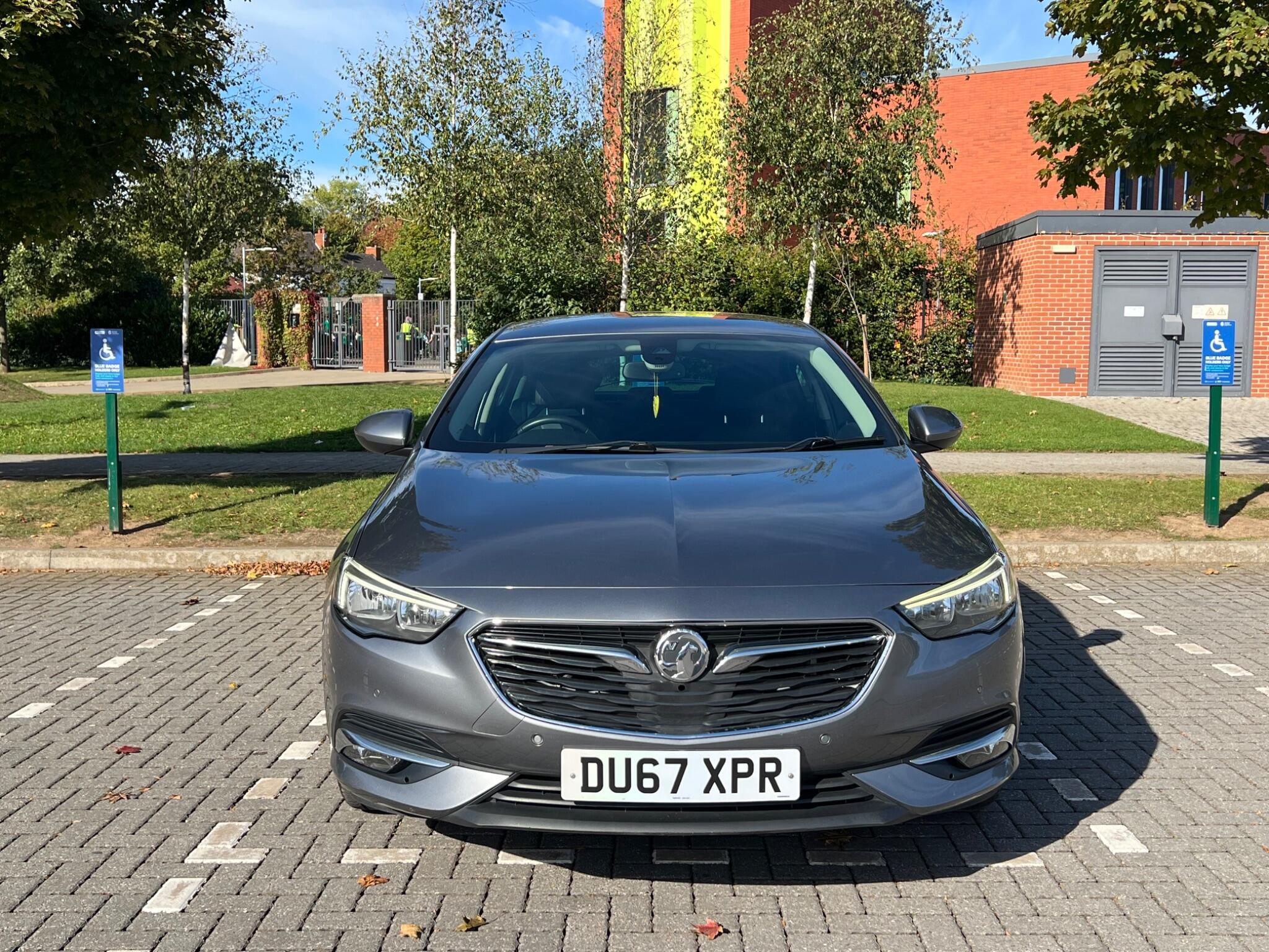 Vauxhall Insignia - Image 10