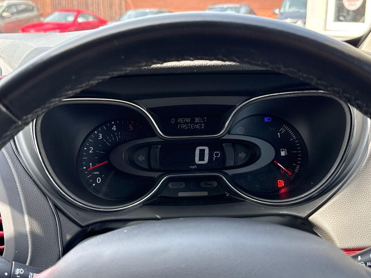 Renault Captur - Image 17
