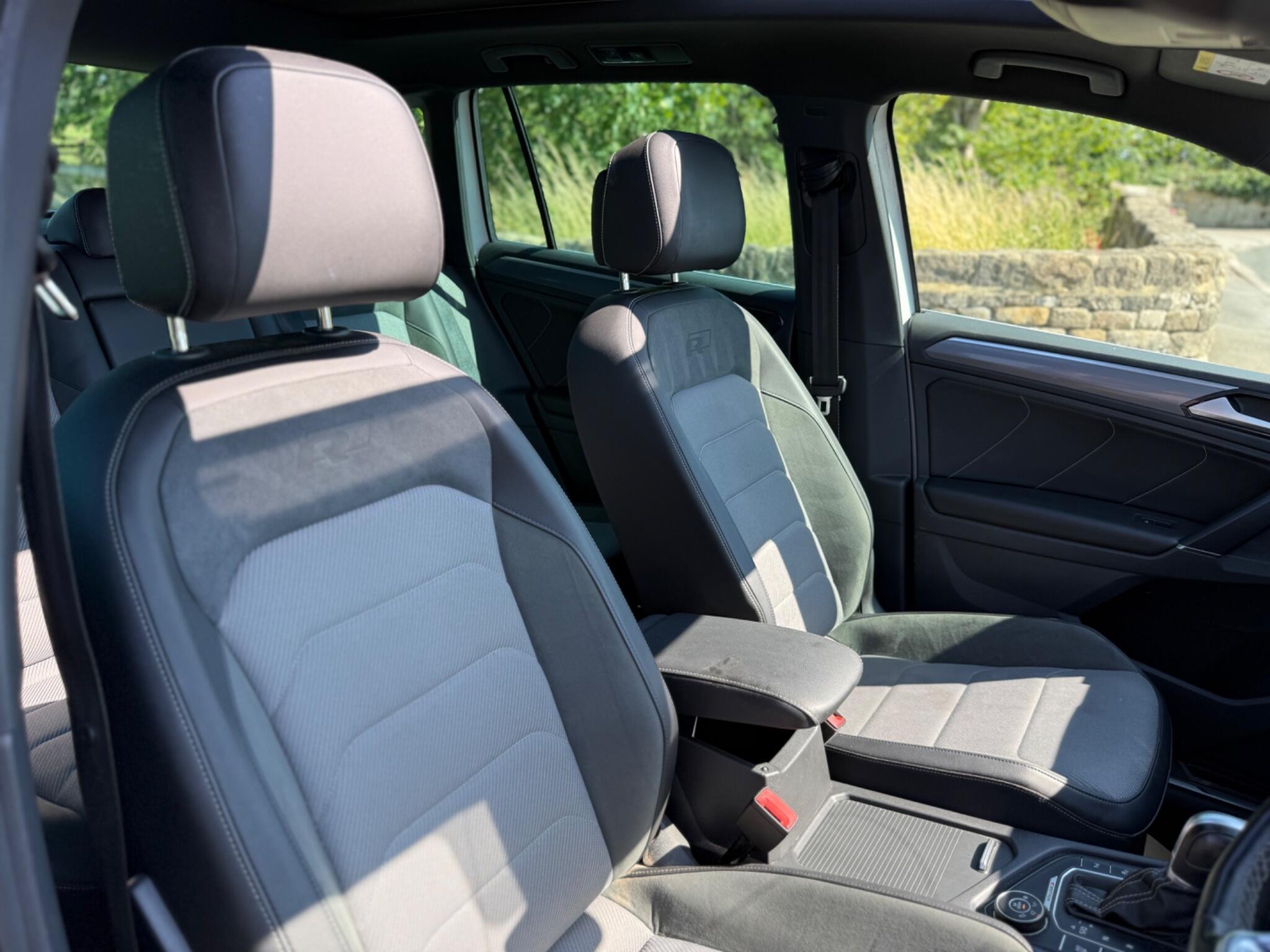 Volkswagen Tiguan - Image 6