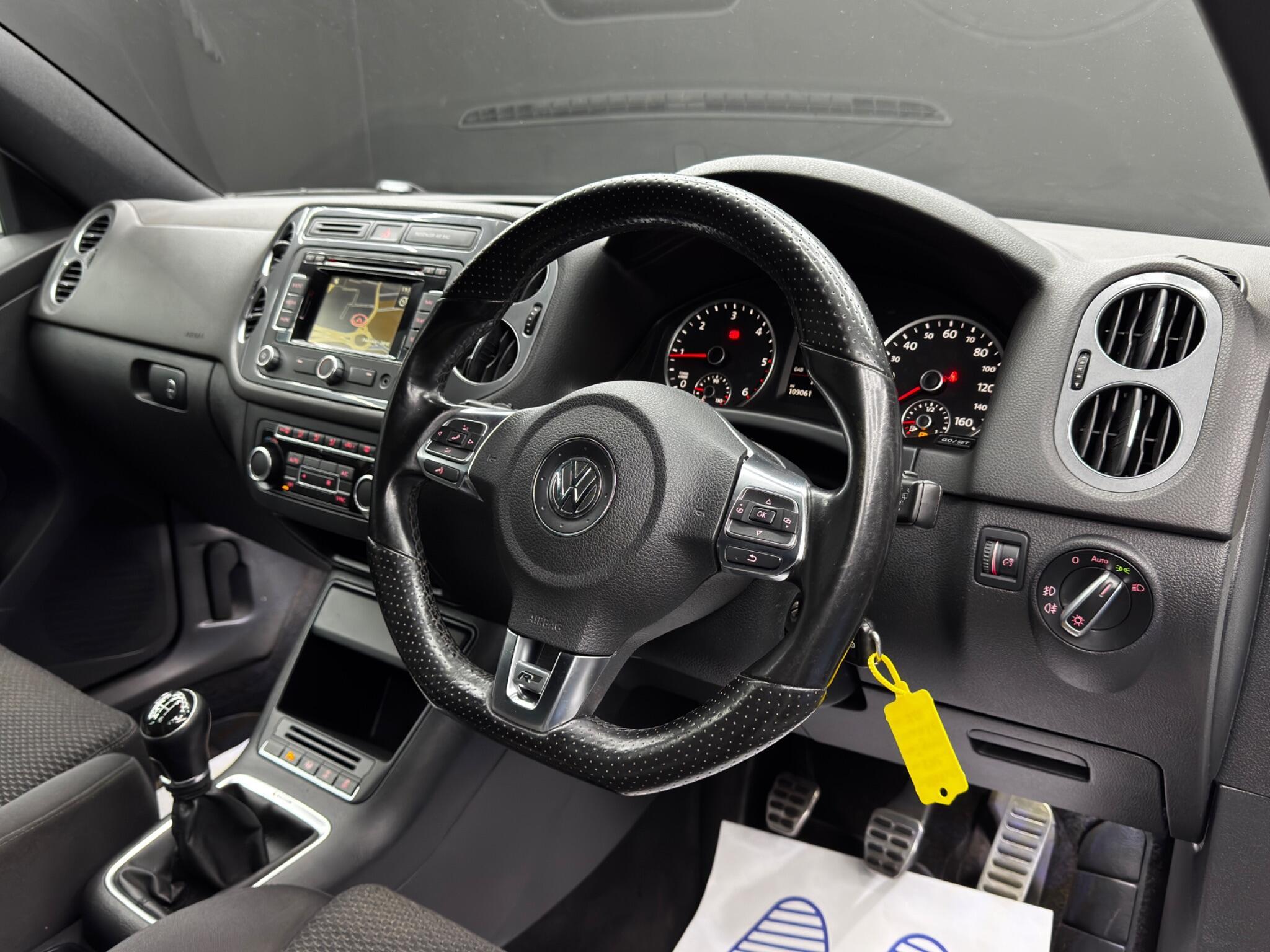 Volkswagen Tiguan - Image 9