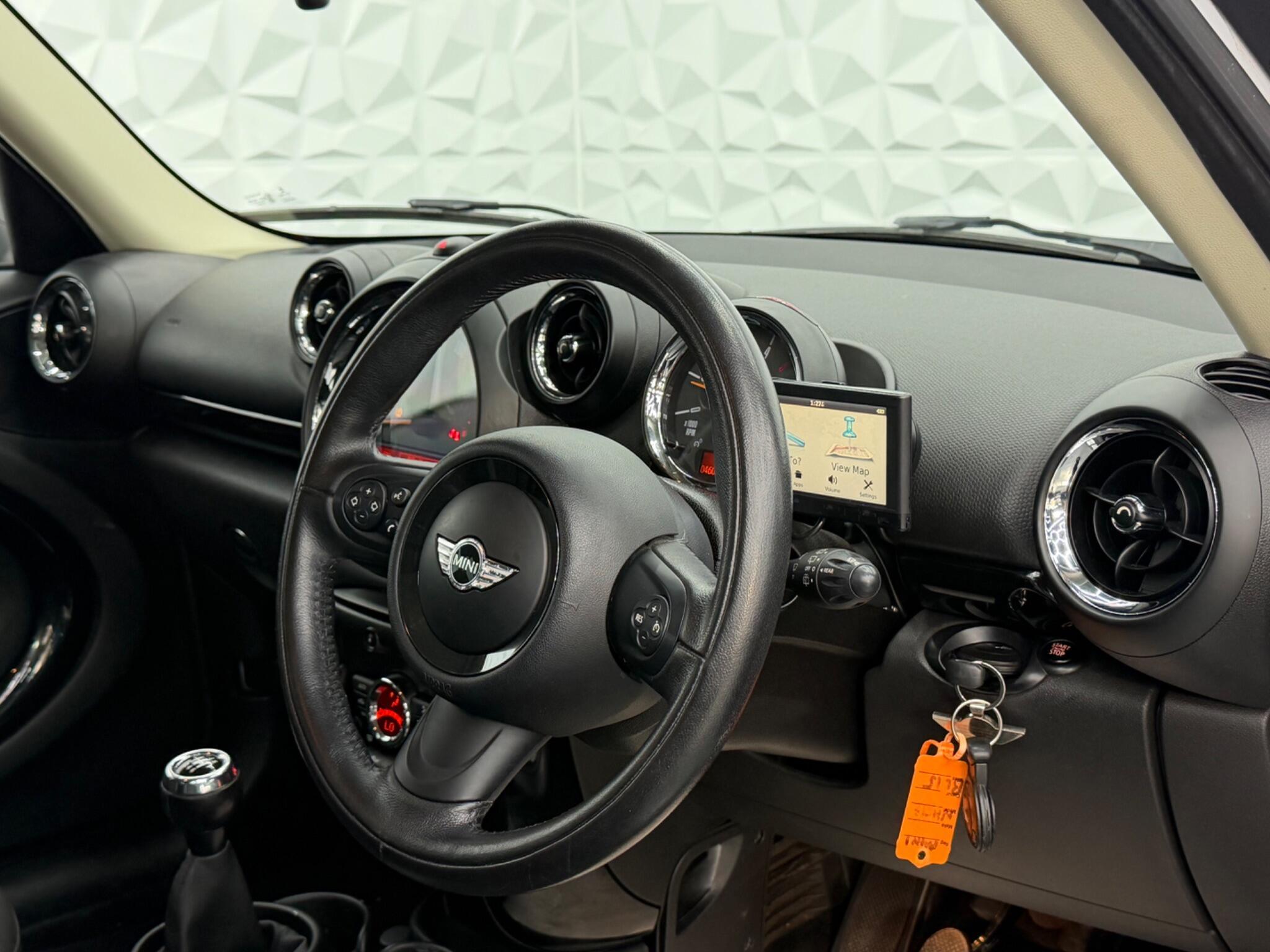MINI Countryman - Image 15