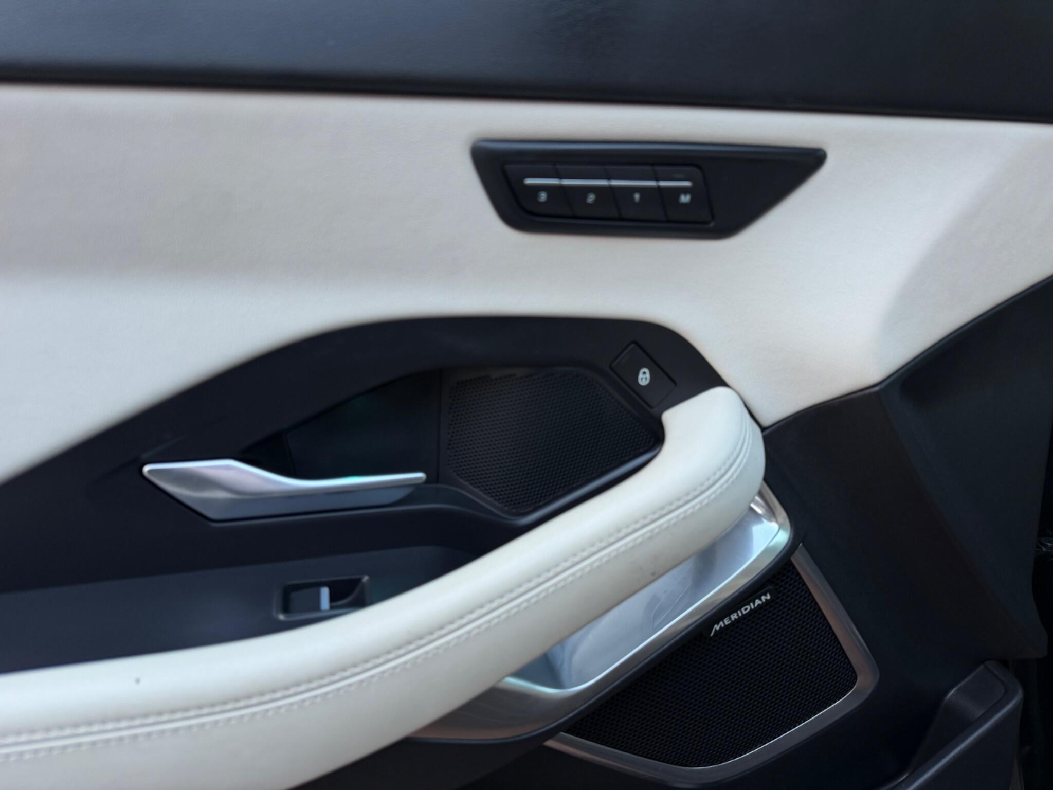 Jaguar E-Pace - Image 42