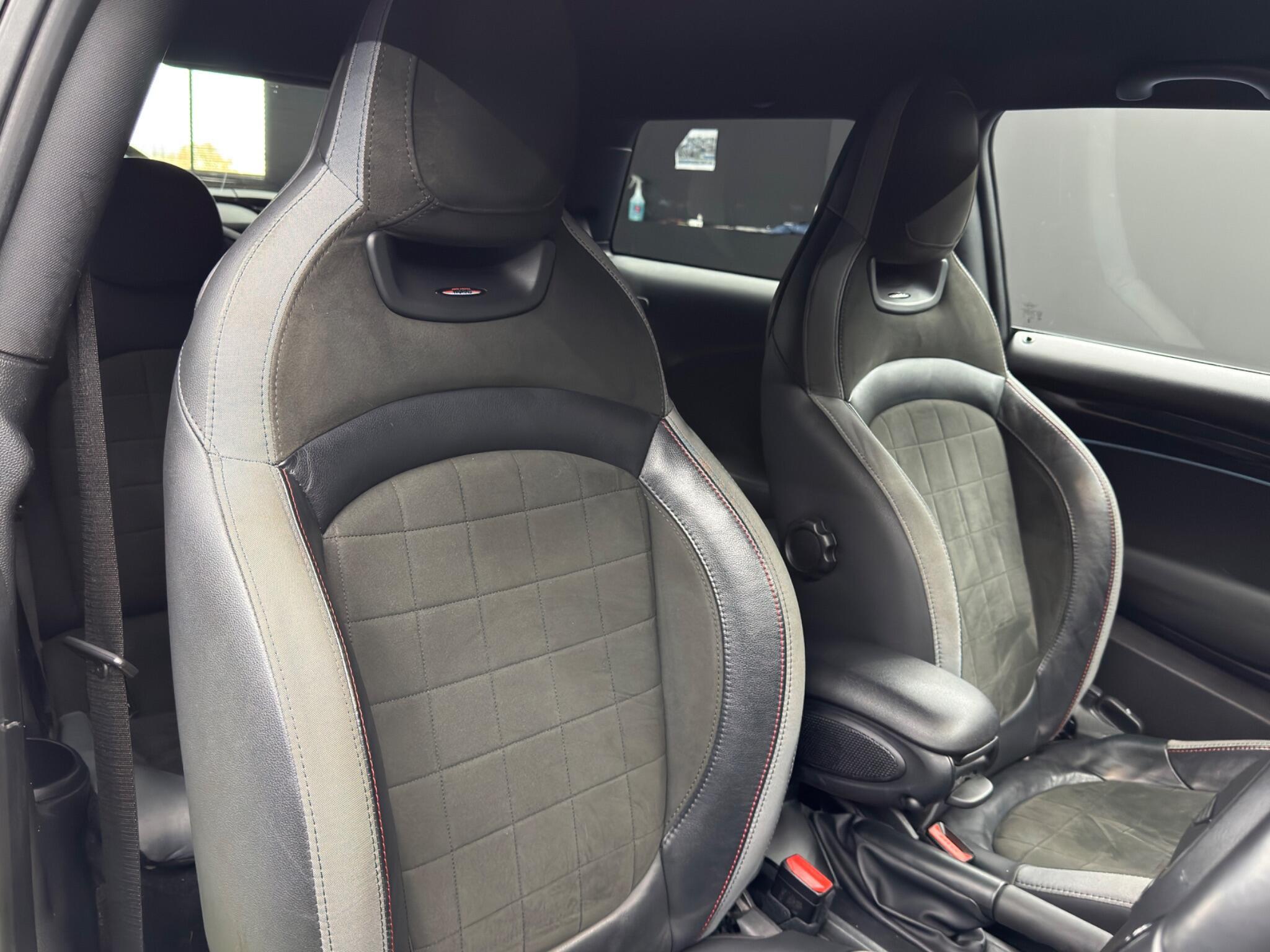 MINI Hatch - Image 12
