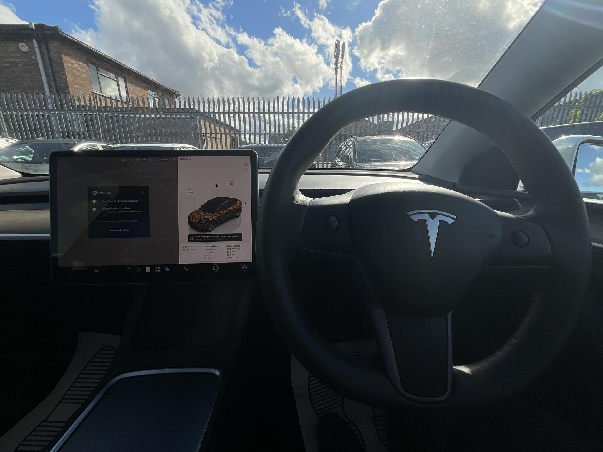 Tesla Model Y - Image 19