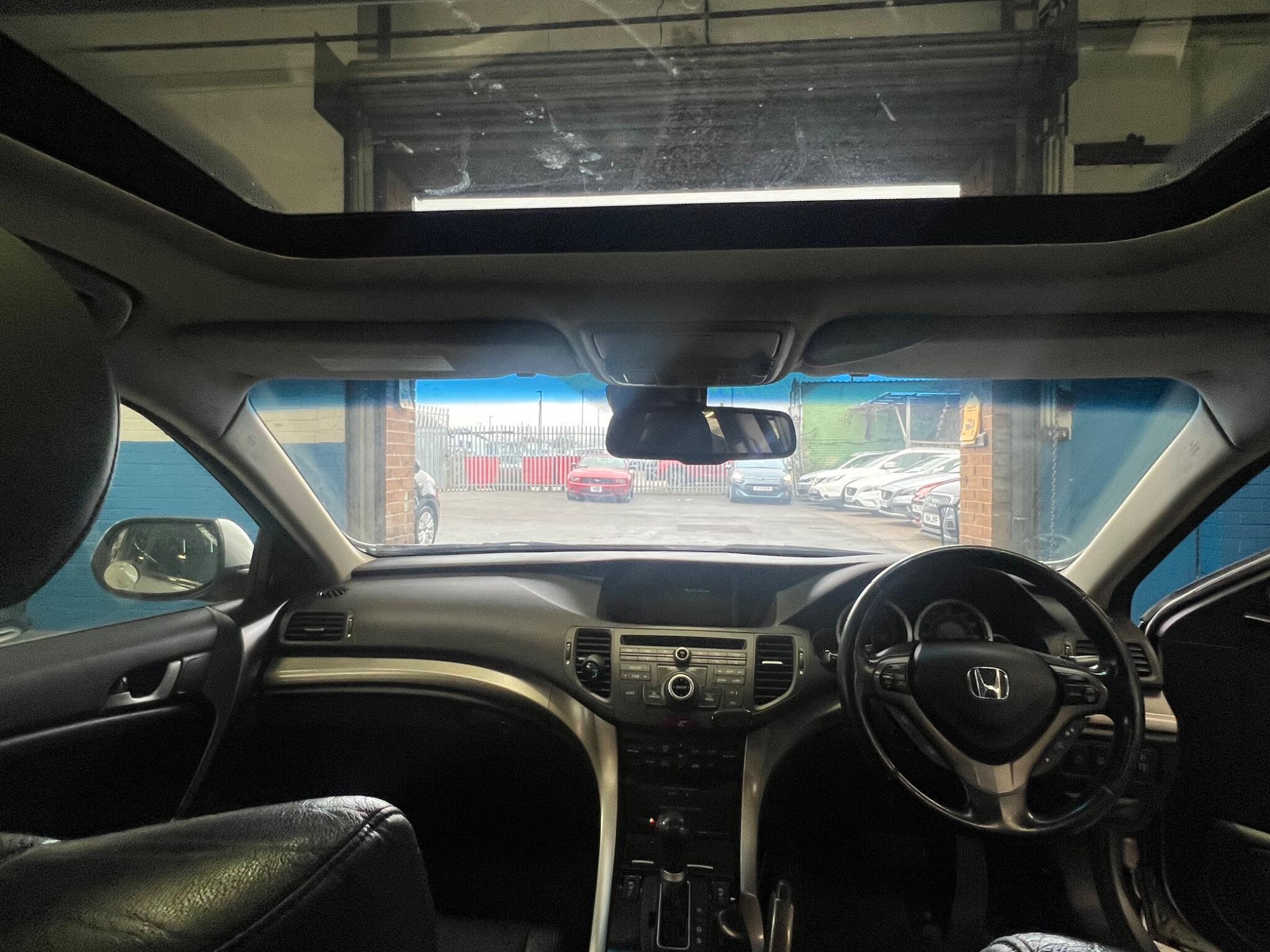 Honda Accord - Image 36