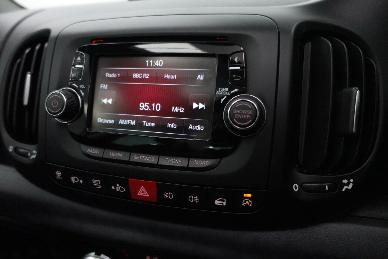 Fiat 500L - Image 18