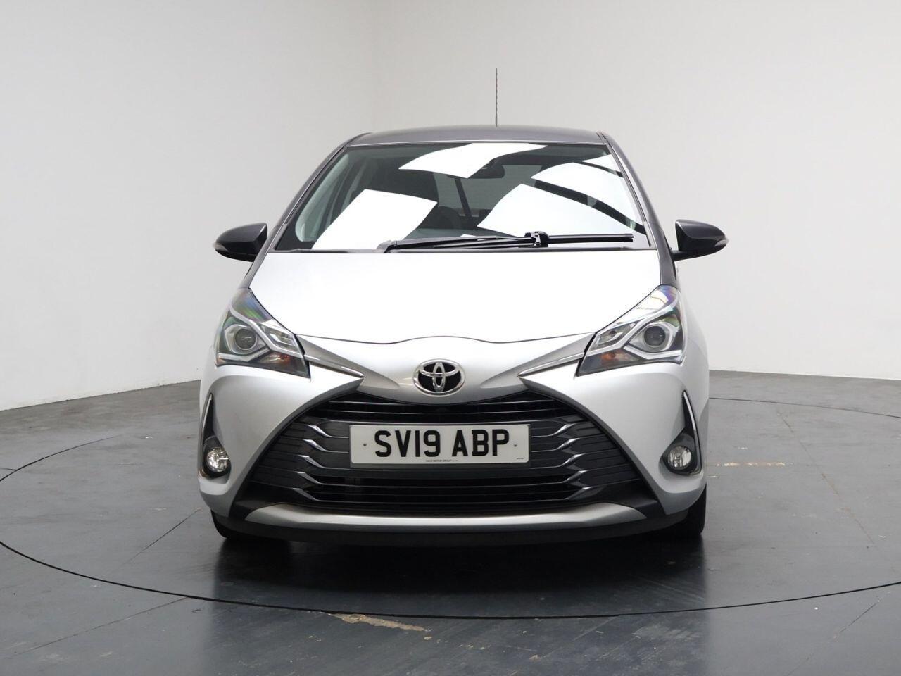 Toyota Yaris - Image 5