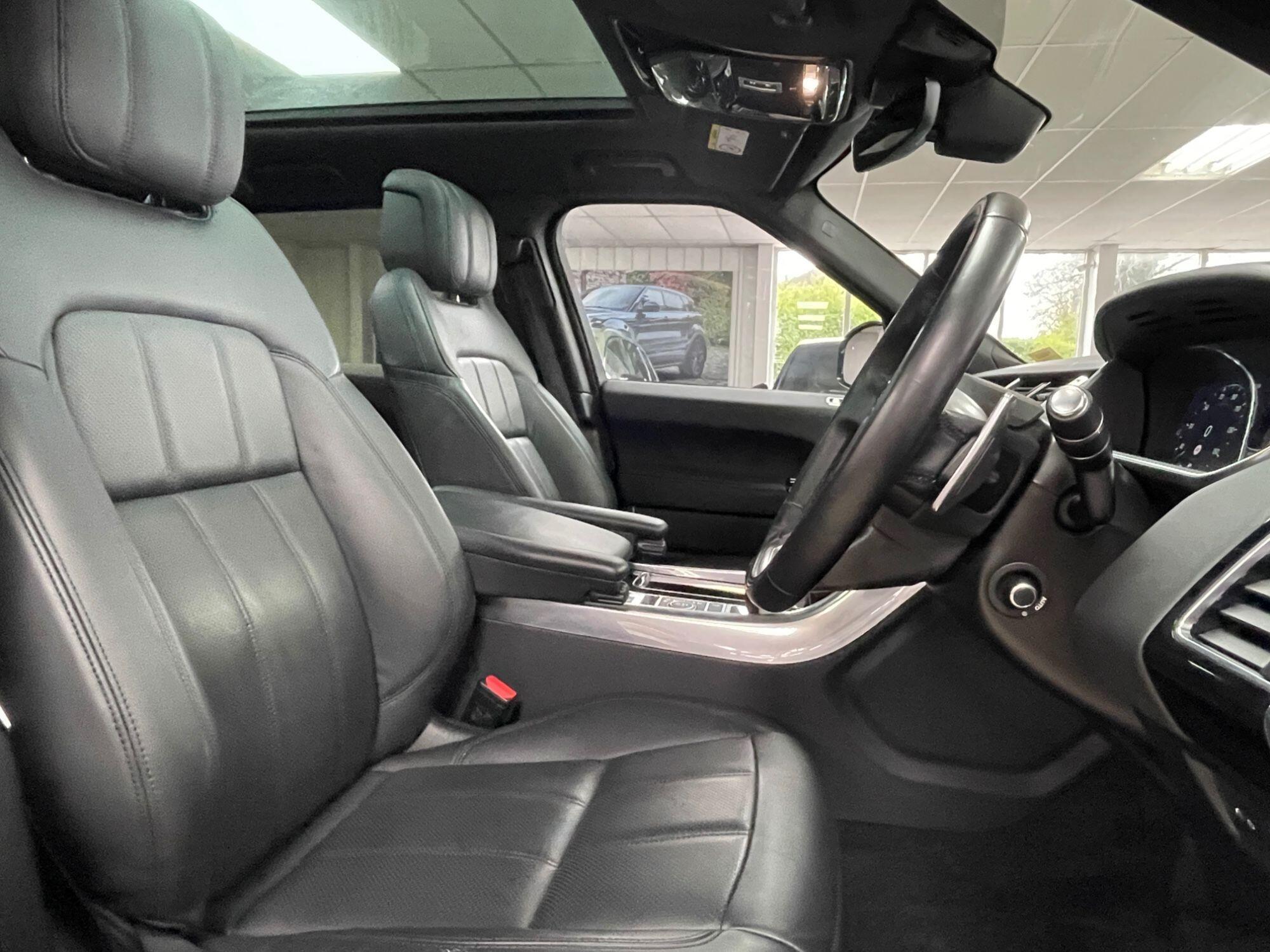 Land Rover RANGE ROVER SPORT - Image 25