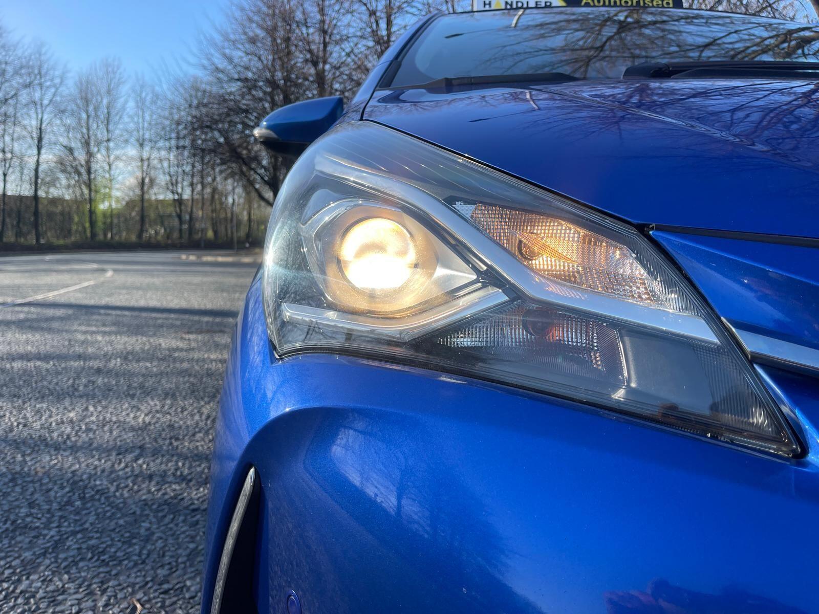 Toyota Yaris - Image 51