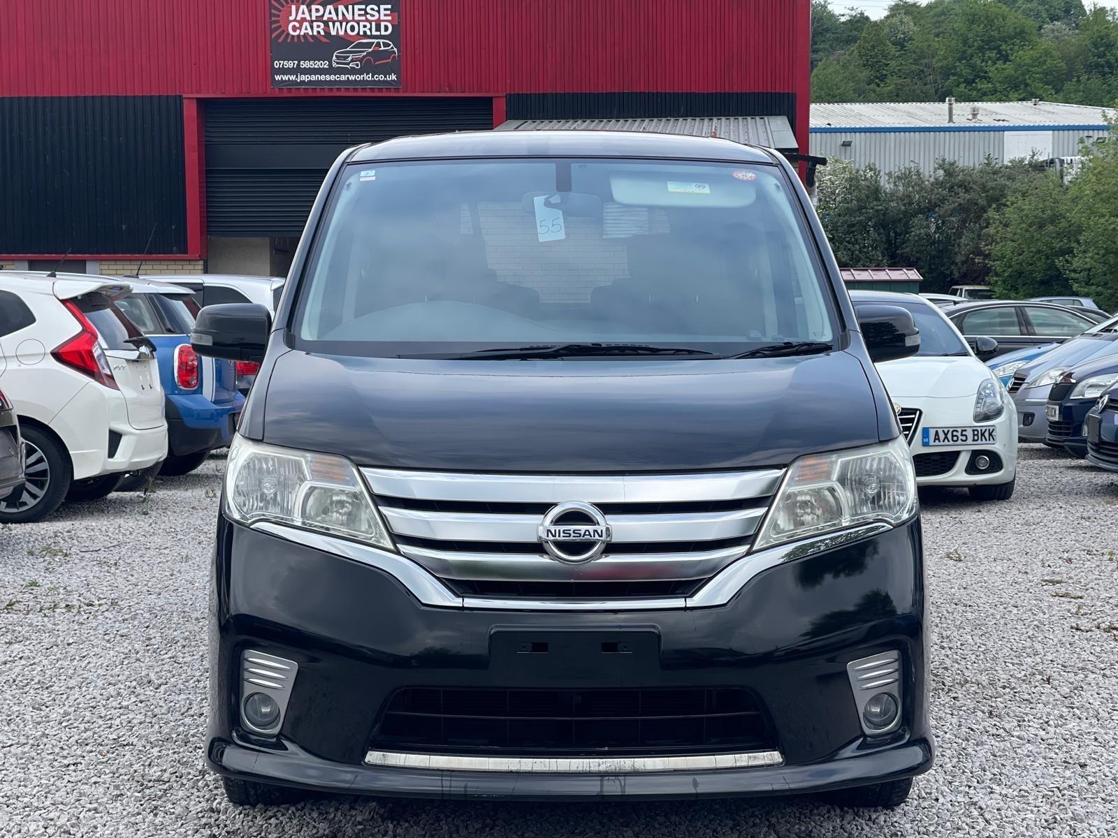 Nissan Serena - Image 4