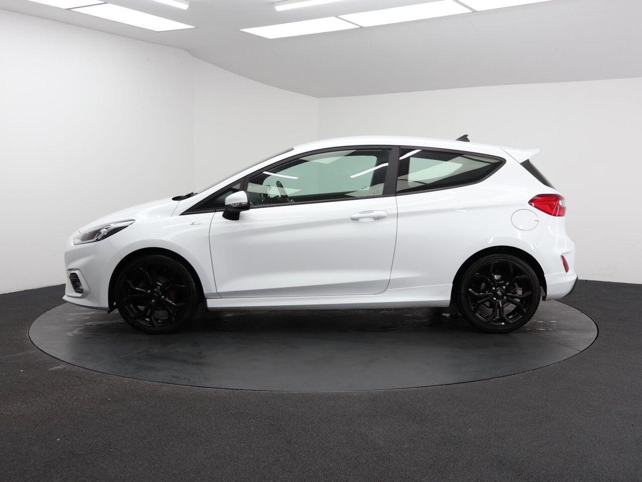 Ford Fiesta - Image 8