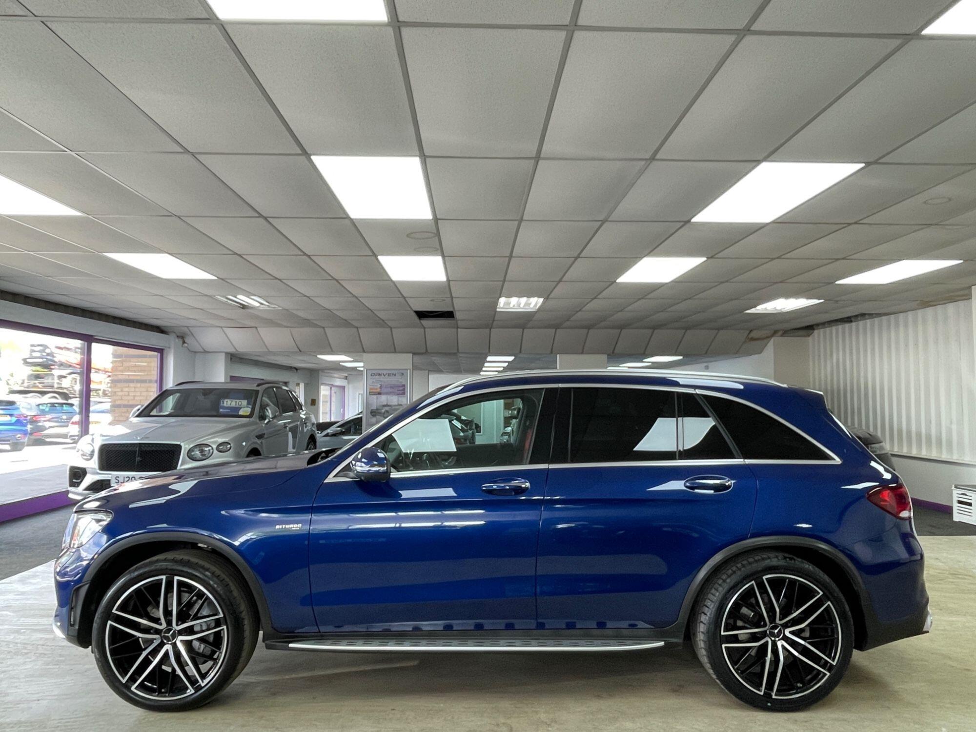 Mercedes GLC - Image 13
