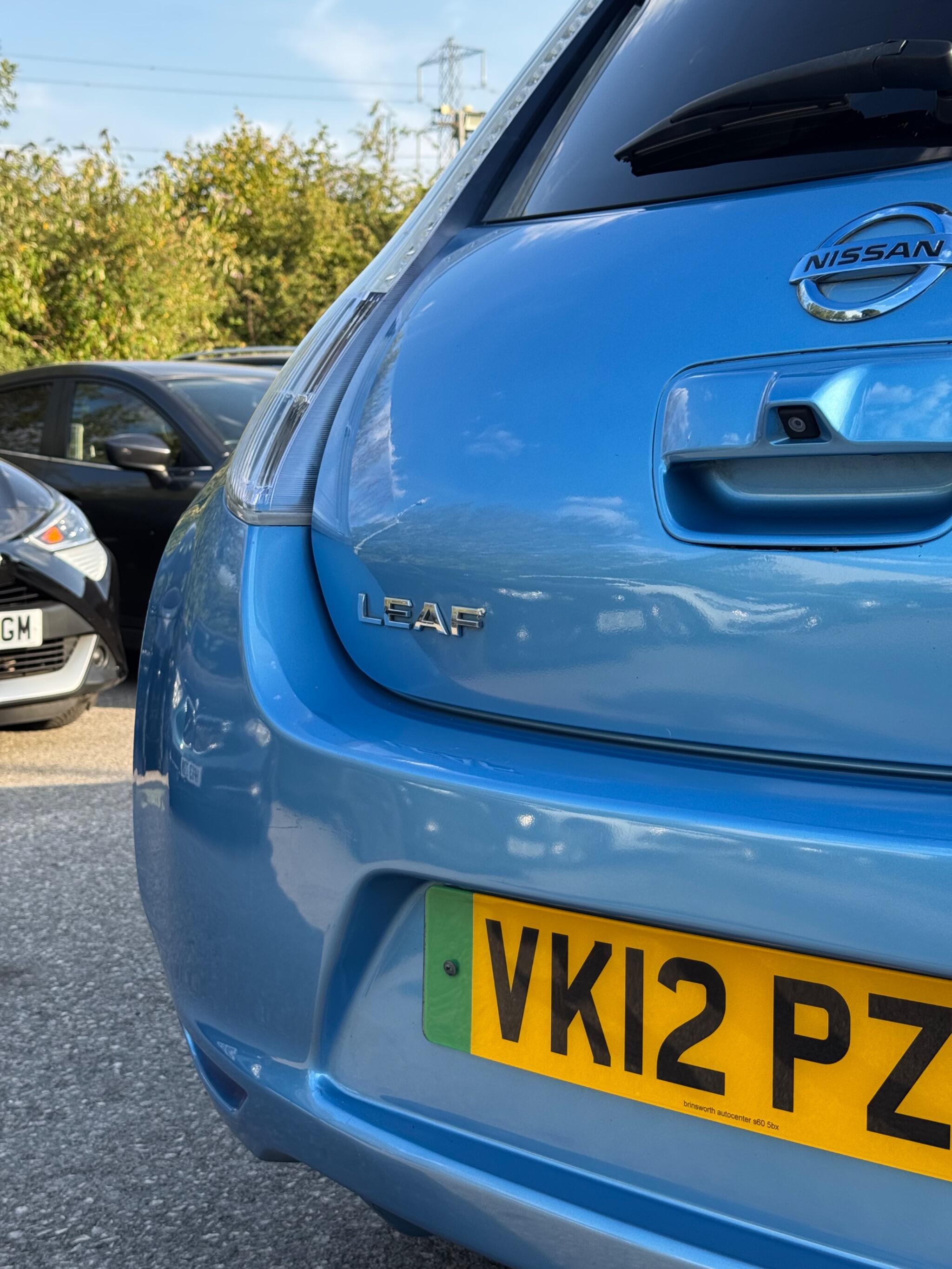 Nissan Leaf - Image 18