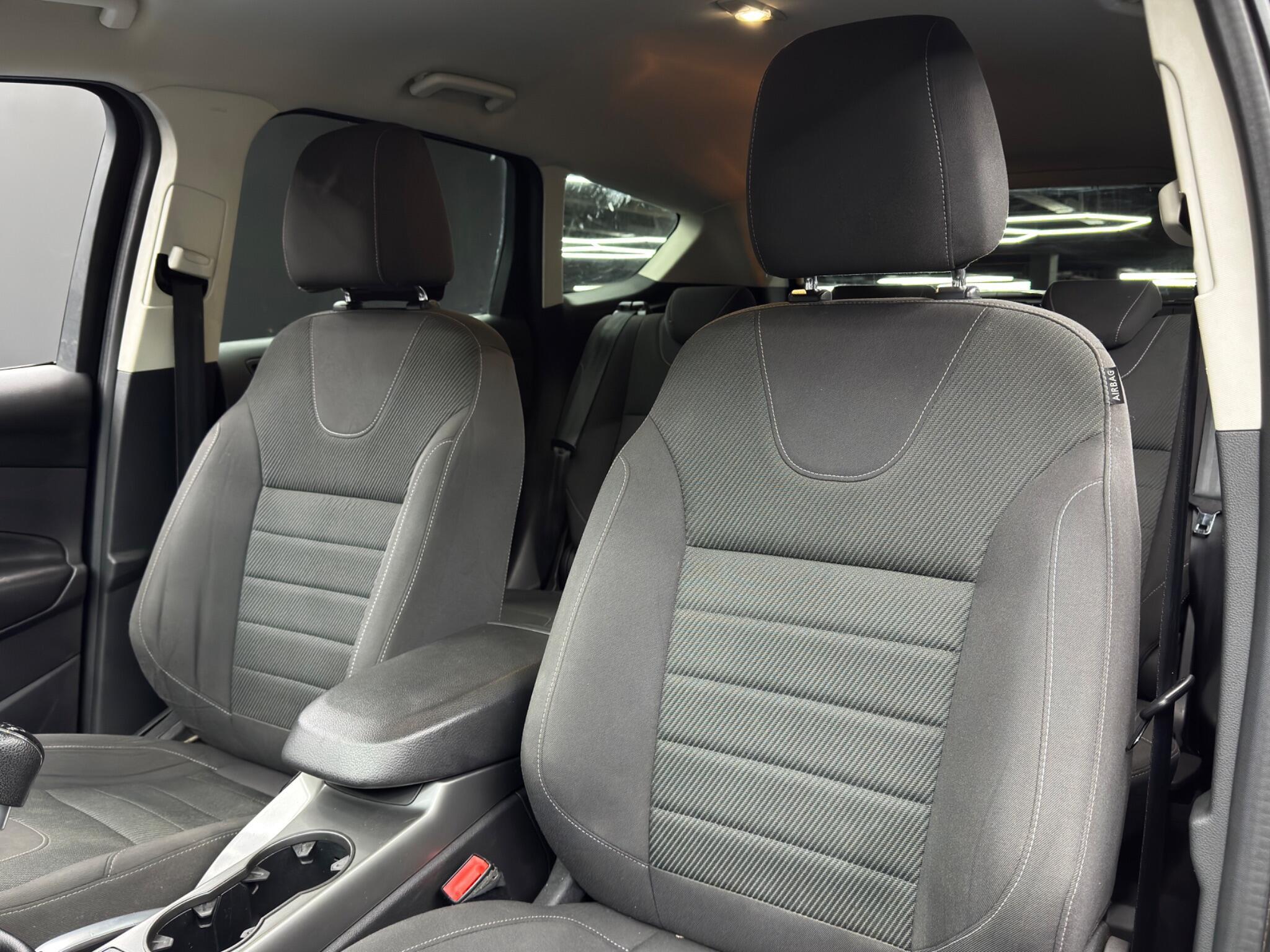 Ford Kuga - Image 13