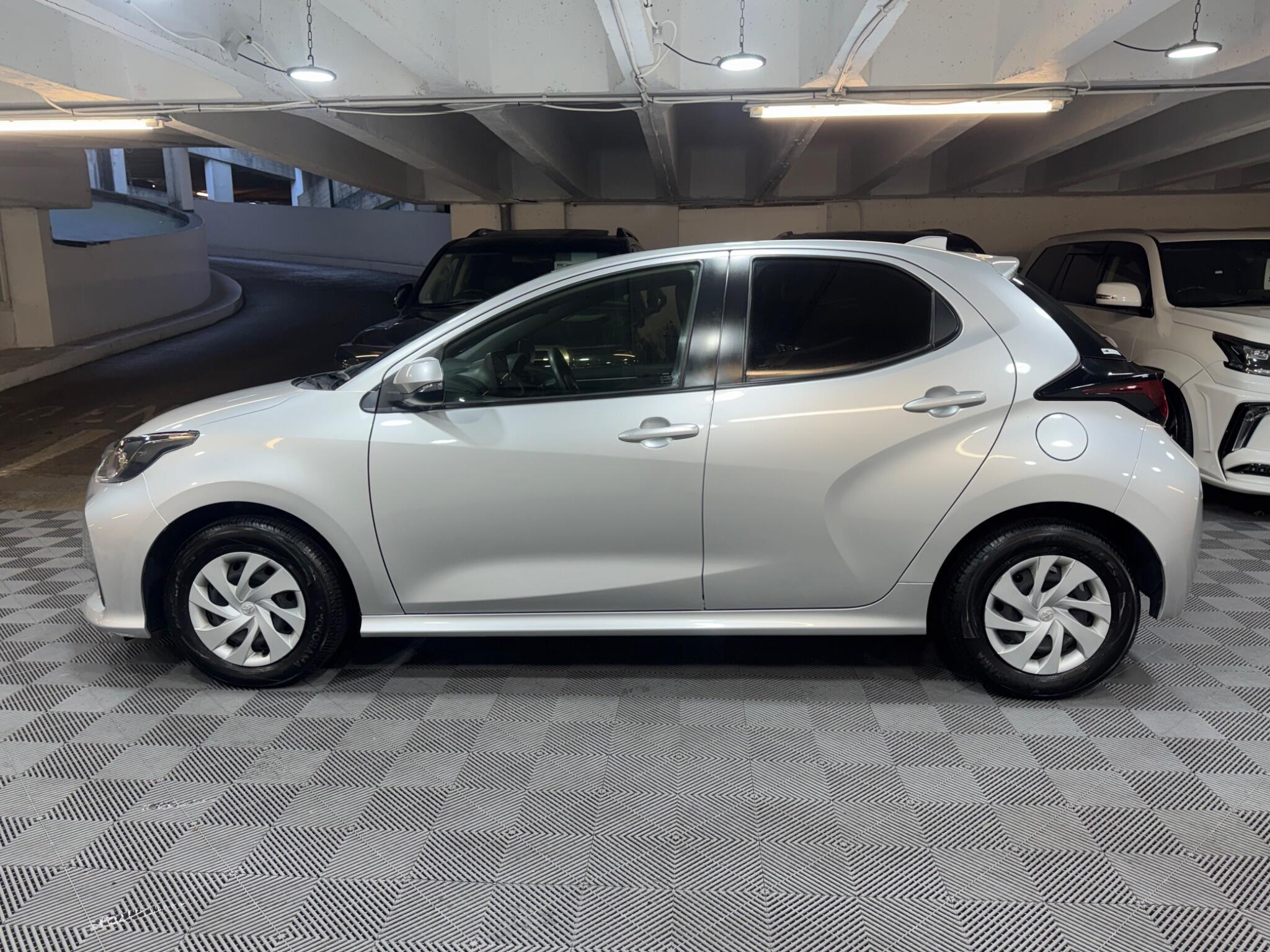 Toyota Yaris - Image 2