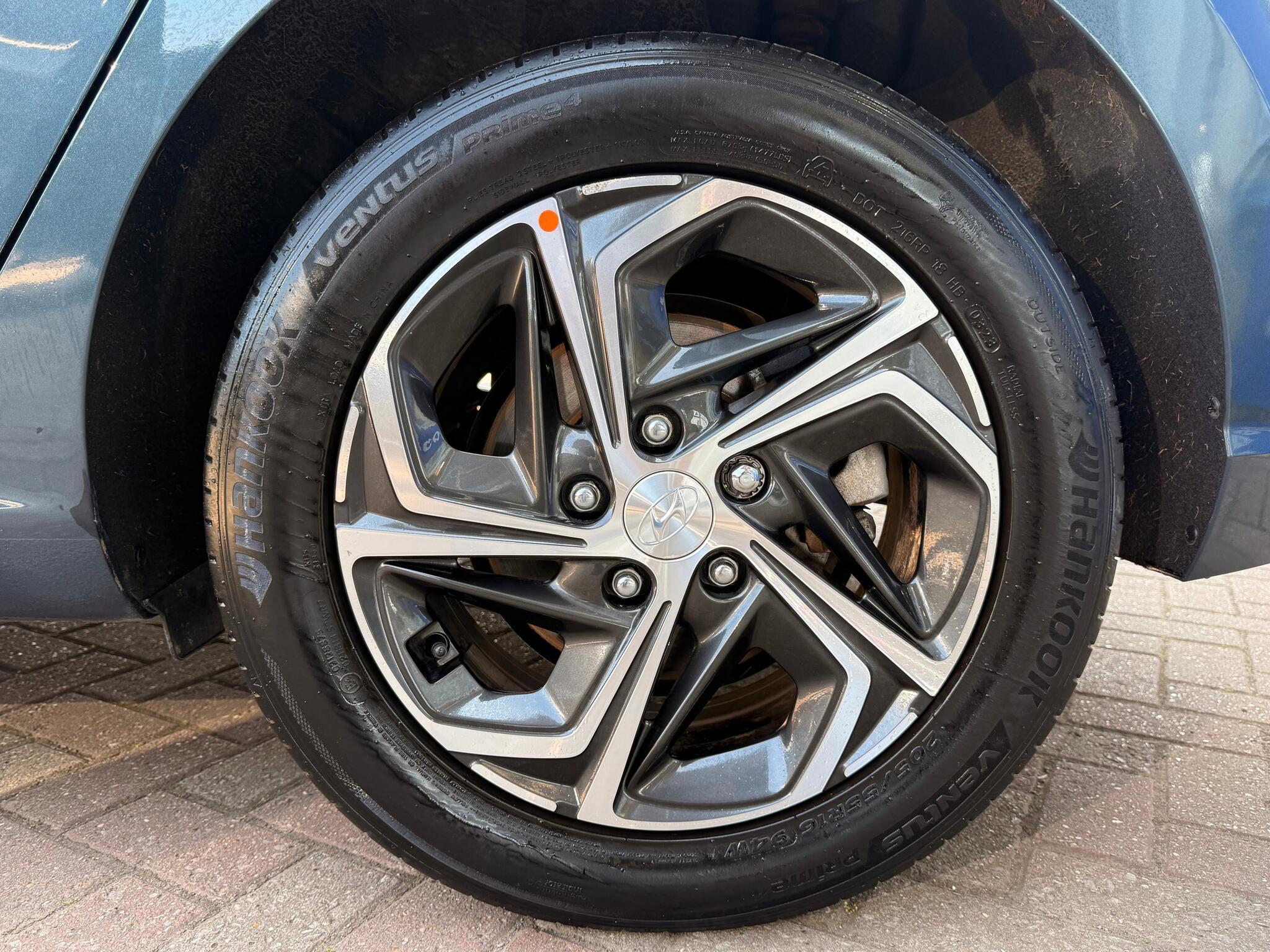 Hyundai i30 - Image 18
