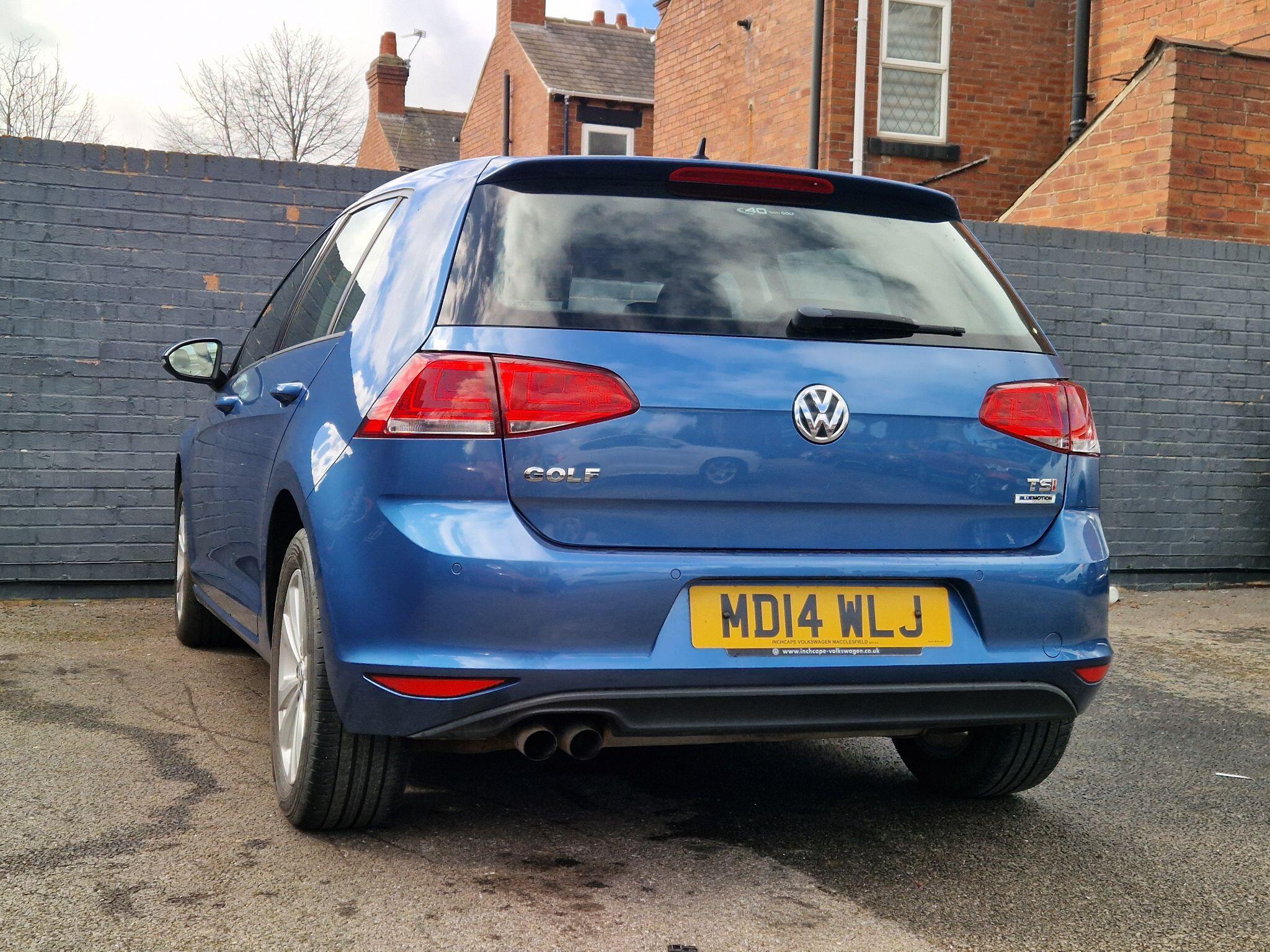 Volkswagen Golf - Image 23